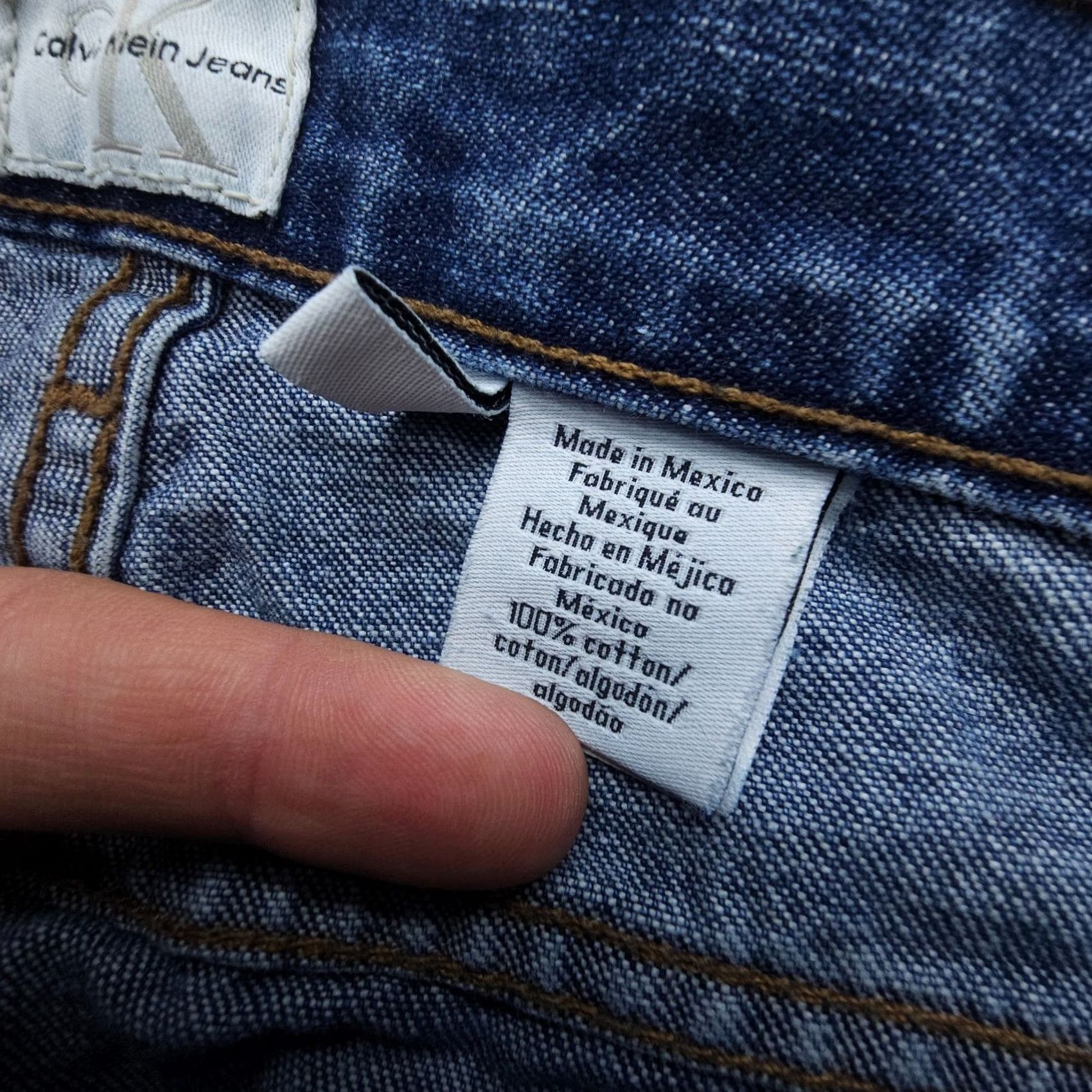 Calvin Klein VINTAGE Calvin Klein High Rise Bootcut Jeans Womens 10 Blue 90s USA 34in Inseam Regular Fabric Denim Cotton 5-Pocket Logo Size 32" / US 10 / IT 46 - 4 Thumbnail