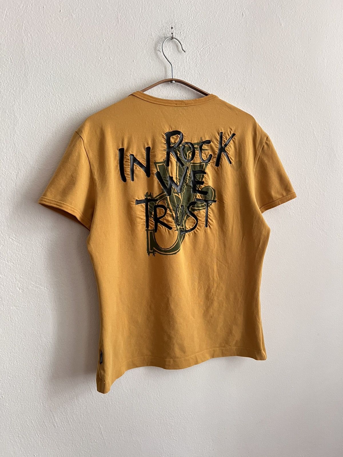 Versace Jeans Couture 2000s Versace rock t-shirt Size US M / EU 48-50 / 2 - 4 Thumbnail