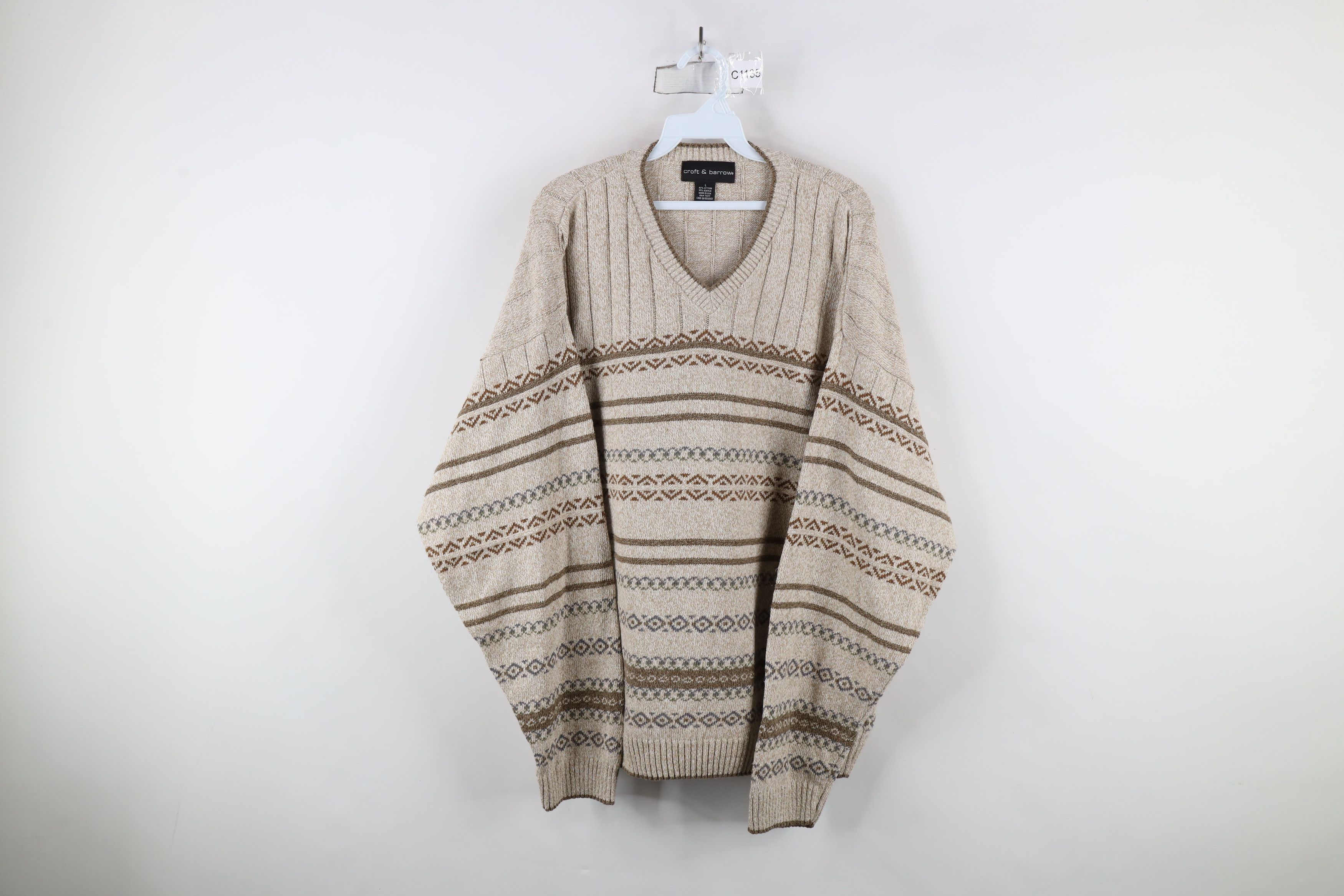 Vintage Vintage 90s Streetwear Fair Isle Knit V-Neck Sweater USA Size US L / EU 52-54 / 3 - 1 Thumbnail