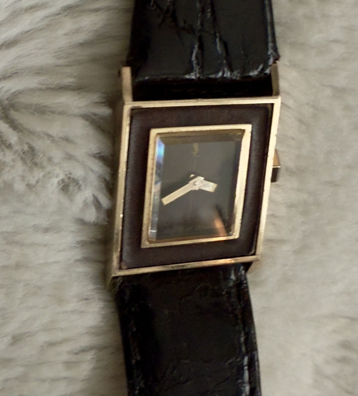 Yves Saint Laurent Vintage Yves Saint Laurent Tank Watch Ref: 4-676149 Size ONE SIZE - 4 Thumbnail