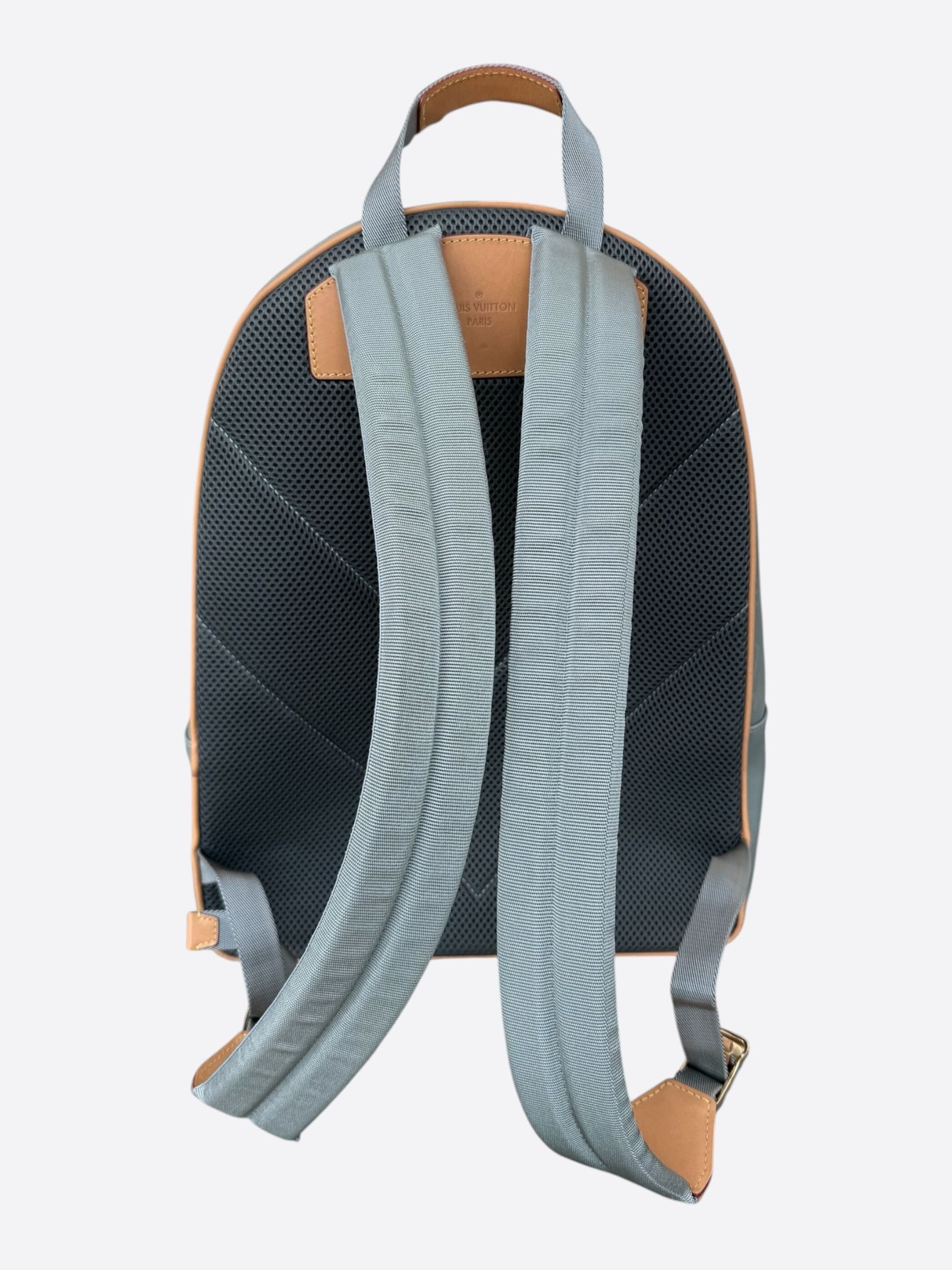Louis Vuitton Louis Vuitton Silver Titanium Monogram Backpack Size ONE SIZE - 3 Thumbnail