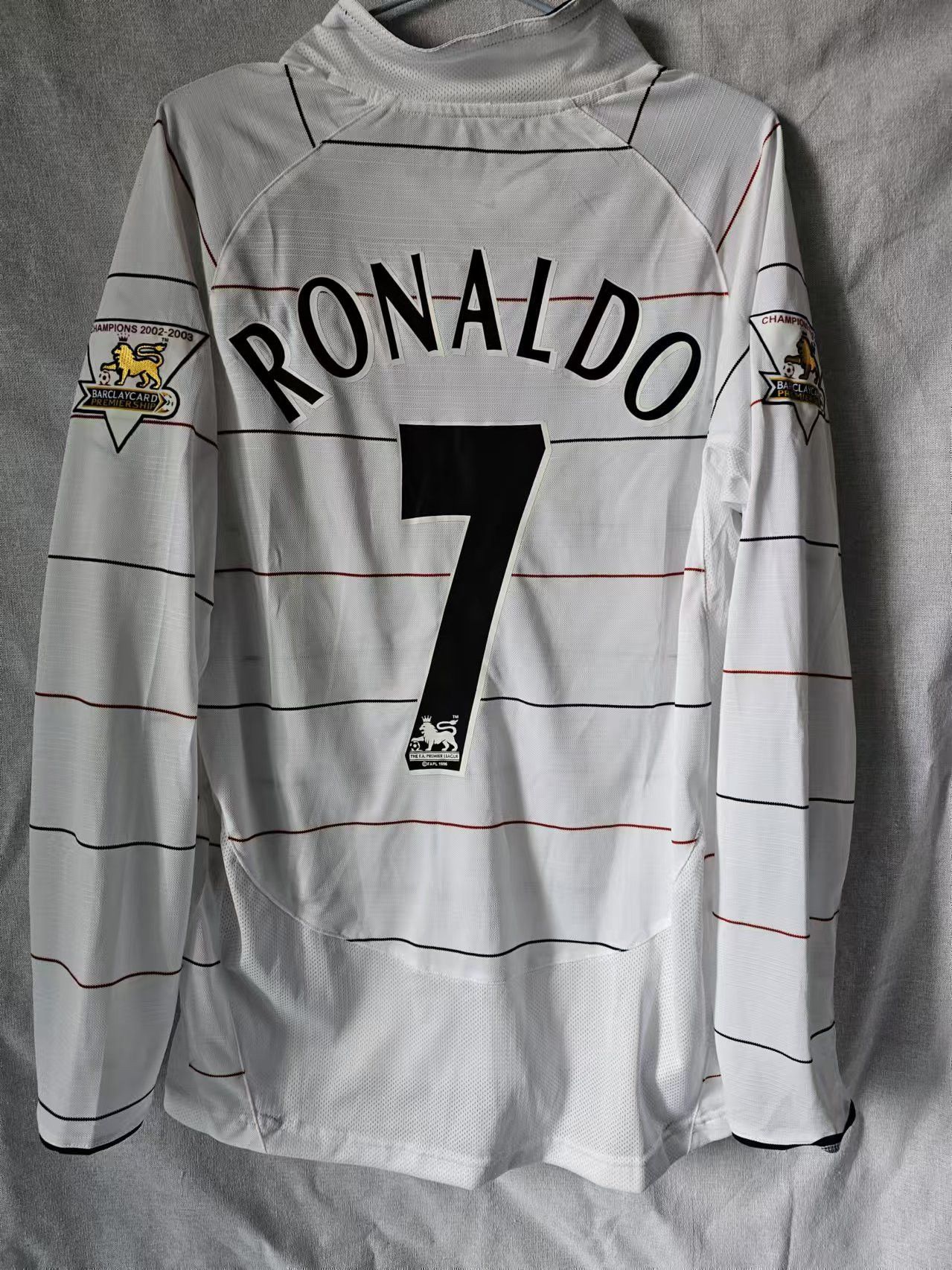 Other 2003 05 Real Madrid R7 Jersey C Ronaldo Jersey M Size US M / EU 48-50 / 2 - 1 Thumbnail
