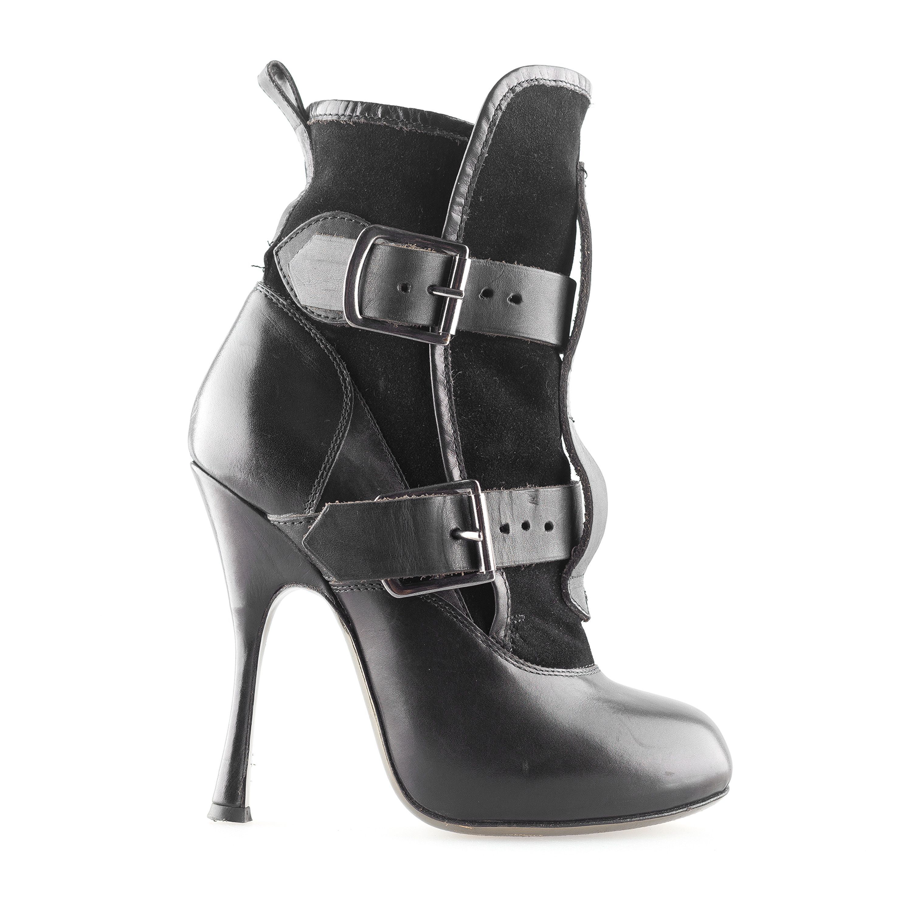 Vivienne Westwood Vivienne Westwood Sky Scrapper Black Ankle Boots (35 EU) Size US 4 / IT 34 - 2 Thumbnail