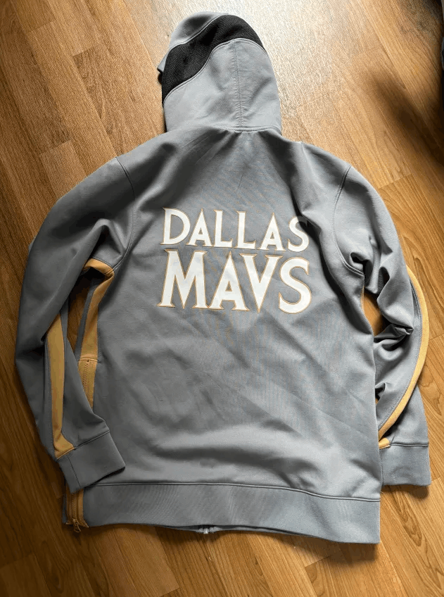 Nike Dallas Mavericks Nike City Edition NBA Showtime Zip Hoodie Size US M / EU 48-50 / 2 - 5 Thumbnail