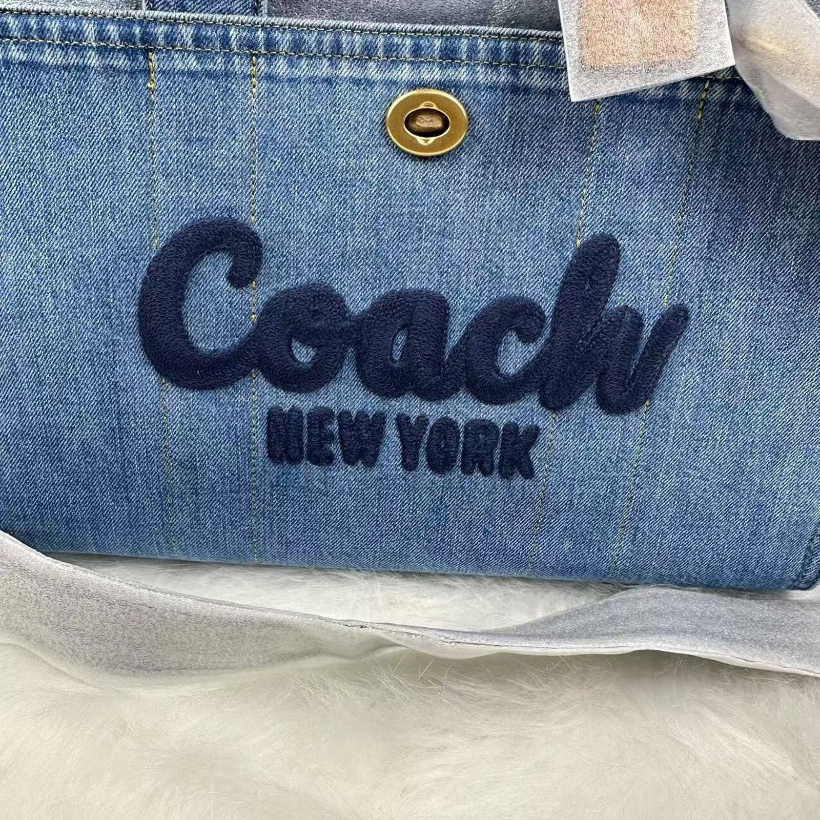 Coach Coach Cargo Tote Crossbody Bag In Denim/Indigo CR657 NWT Size ONE SIZE - 9 Thumbnail