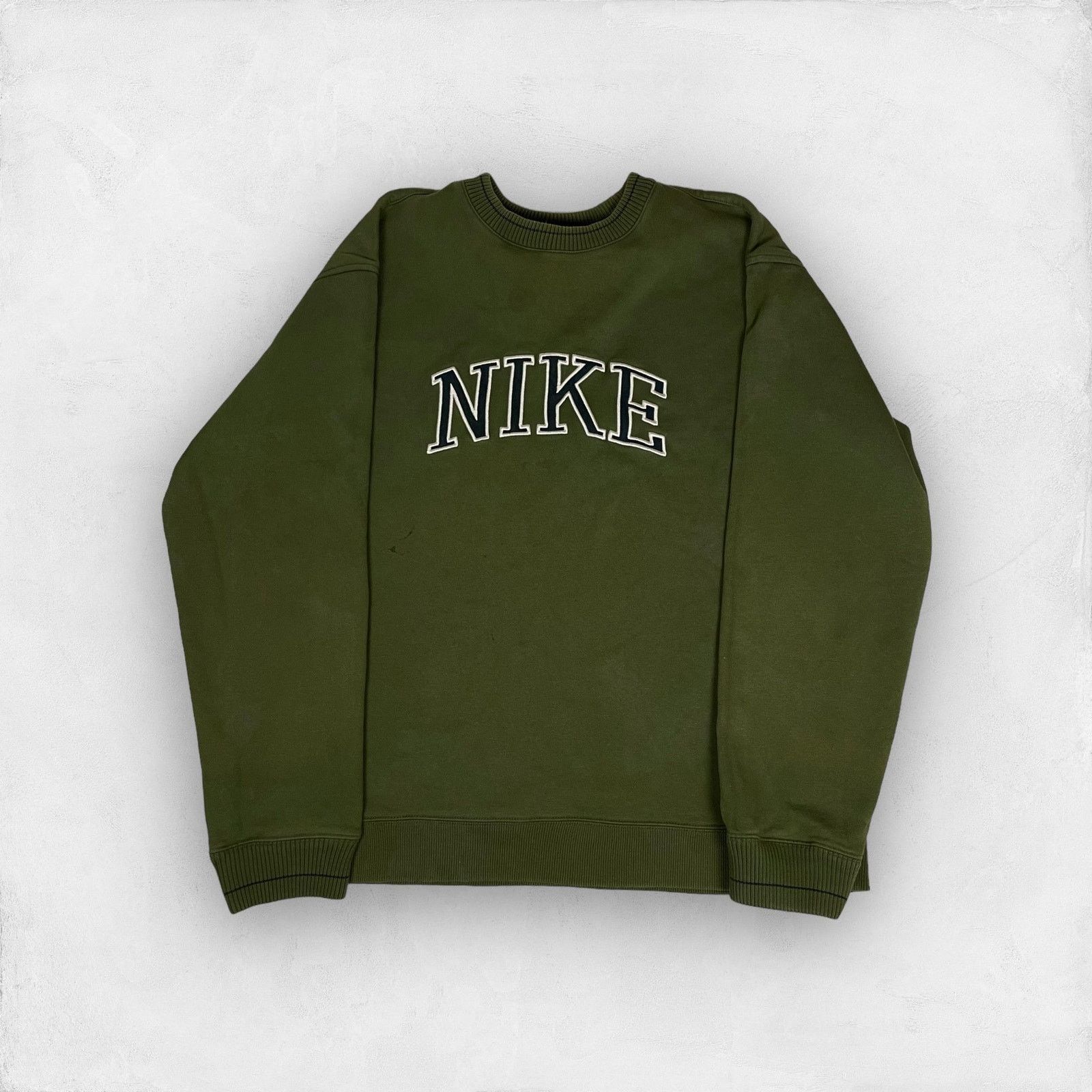 Nike × Vintage Nike Men Olive Green Spellout Fleece Pullover Sweatshirt XL Size US XL / EU 56 / 4 - 1 Thumbnail