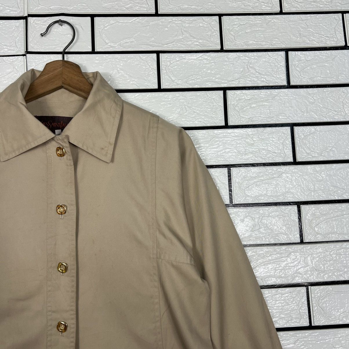 Yves Saint Laurent Vintage 90s YVES SAINT LAUREN Button Shirt Jacket #4049-C184 Size S / US 4 / IT 40 - 4 Thumbnail