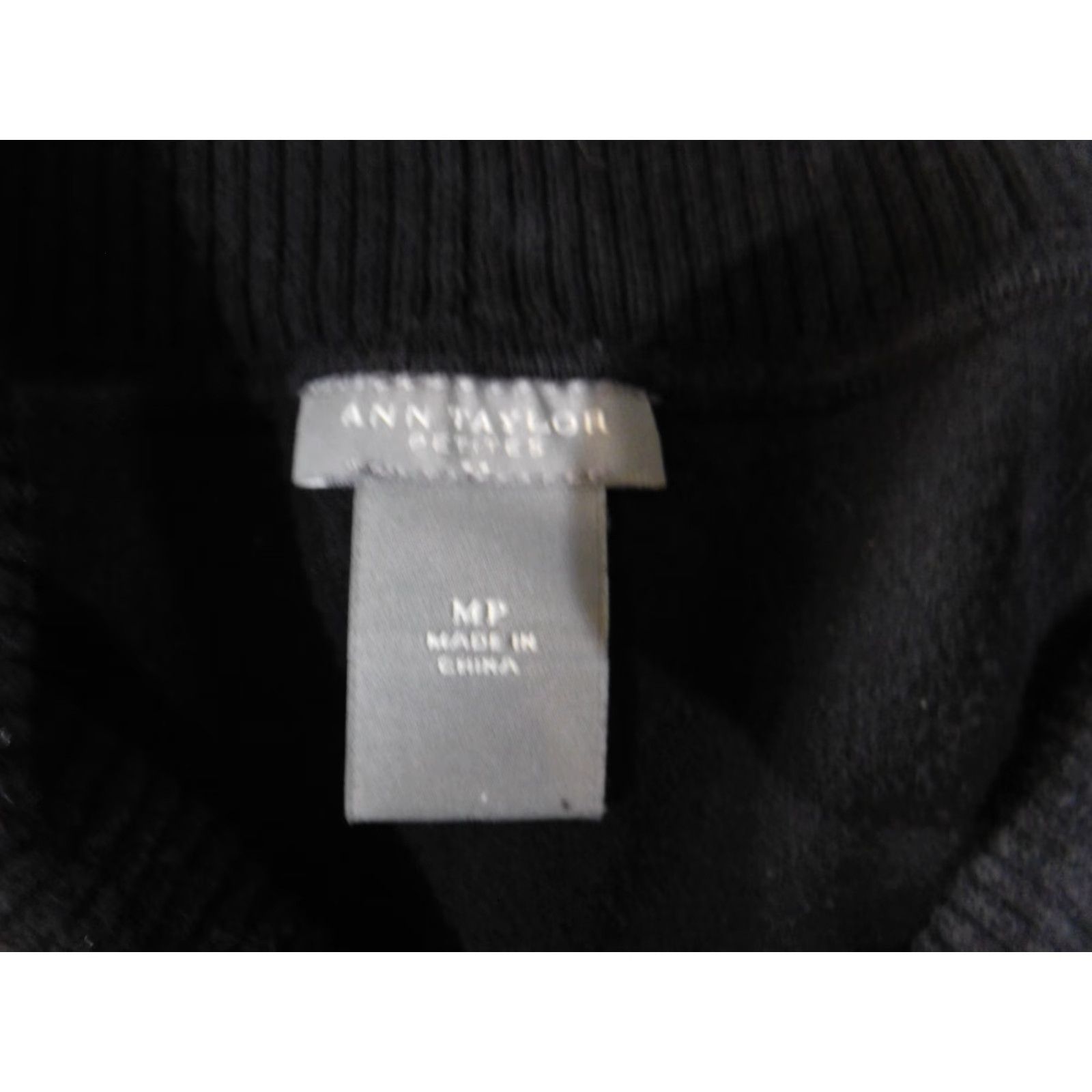 Ann Taylor Ann Taylor Sweater Pullover Knit V-Neck 1/4 Zip Black Petite Womens Short Sleeve Cotton Nylon Med Petite Size M / US 6-8 / IT 42-44 - 4 Thumbnail
