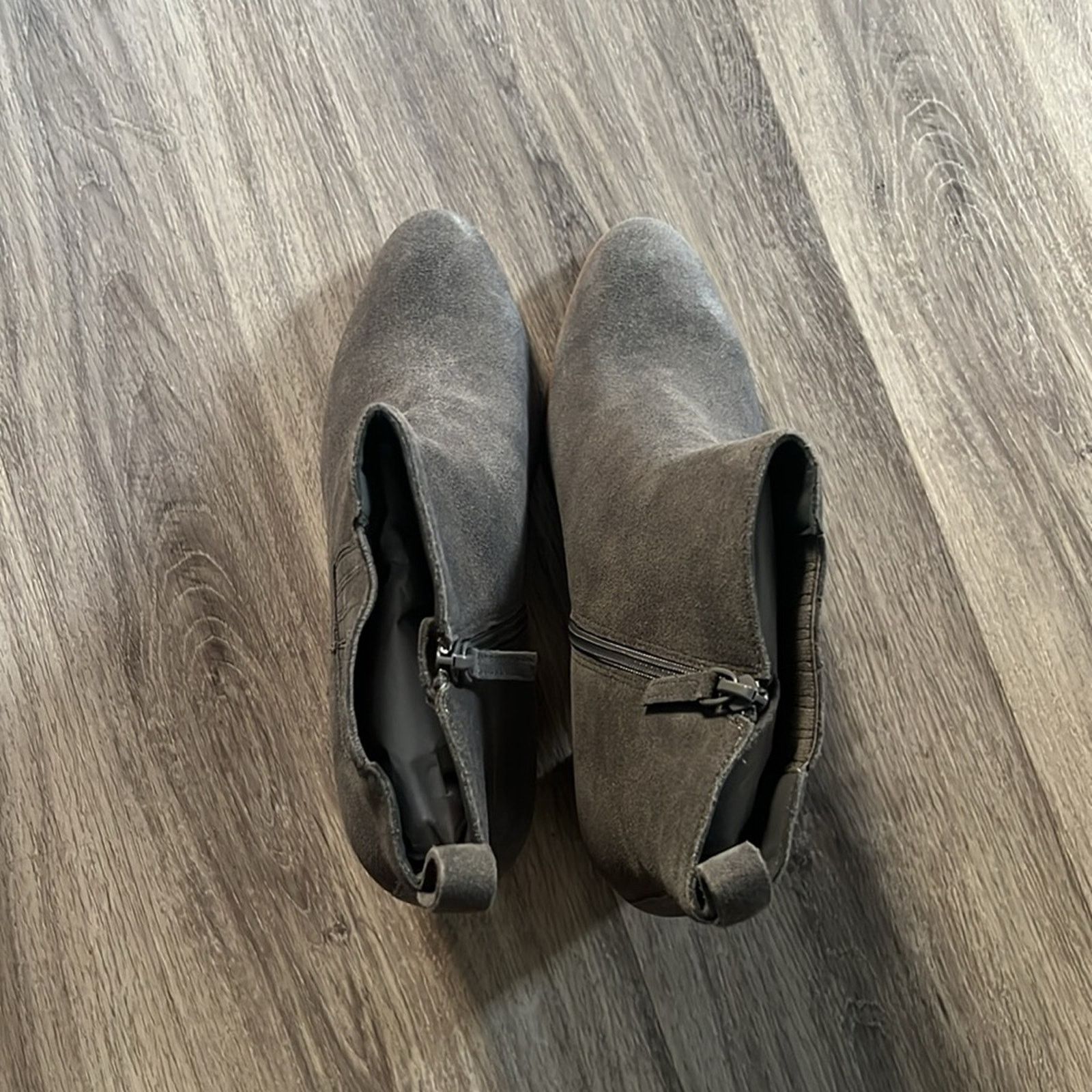Other Violet Red Meghan Stacked Heel Ankle Boots Suede Gray 11 Size US 11 / IT 41 - 7 Thumbnail