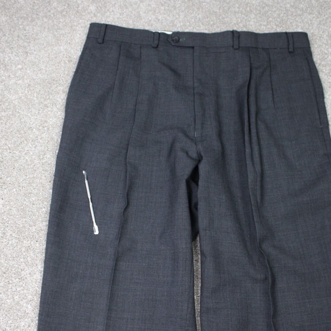 Ralph Lauren LAUREN Ralph Lauren Pants Mens 38x34 Gray 100% Wool Pleated Regular Size US 38 / EU 54 - 6 Thumbnail