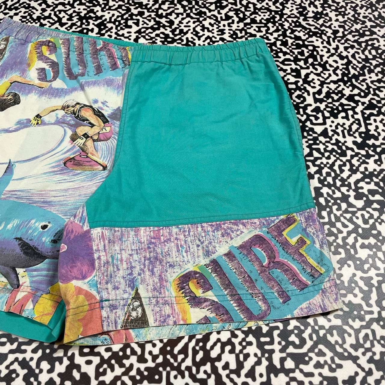 Vintage Vintage 90s Art Surf Hawaiian Style Retro Shorts Size US 32 / EU 48 - 3 Thumbnail