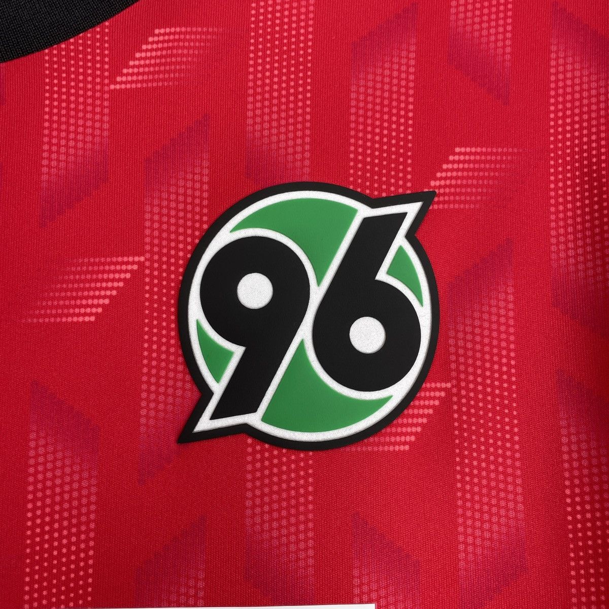 Macron Hannover 96 Home Jersey Shirt Men 2023/2024 size 3XL Size US XXL / EU 58 / 5 - 5 Thumbnail