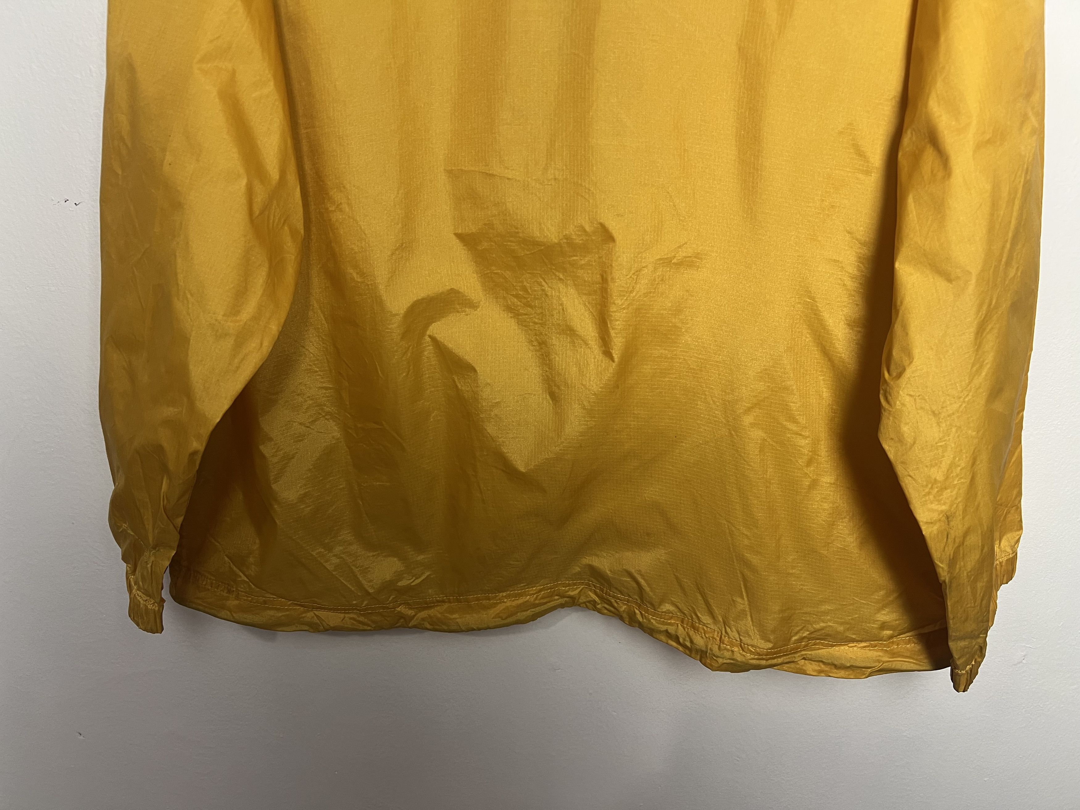Tommy Hilfiger Vintage Tommy Hilfiger Yellow Windbreaker Jacket Size US L / EU 52-54 / 3 - 10 Thumbnail