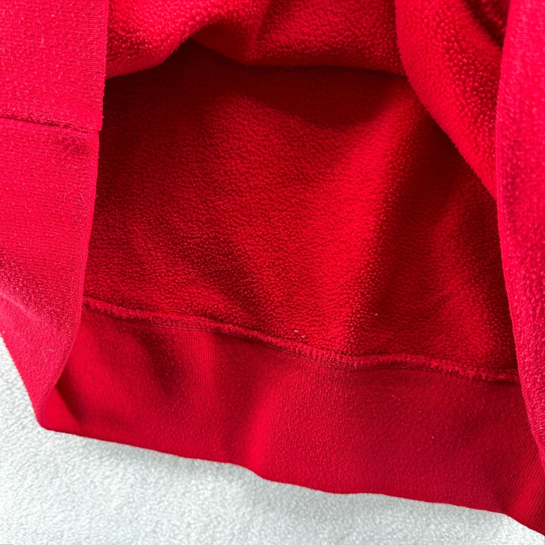 Disney Disney Mickey Mouse Sweatshirt Red Men's M Pullover Long Sleeve Crew Neck Size US M / EU 48-50 / 2 - 5 Thumbnail