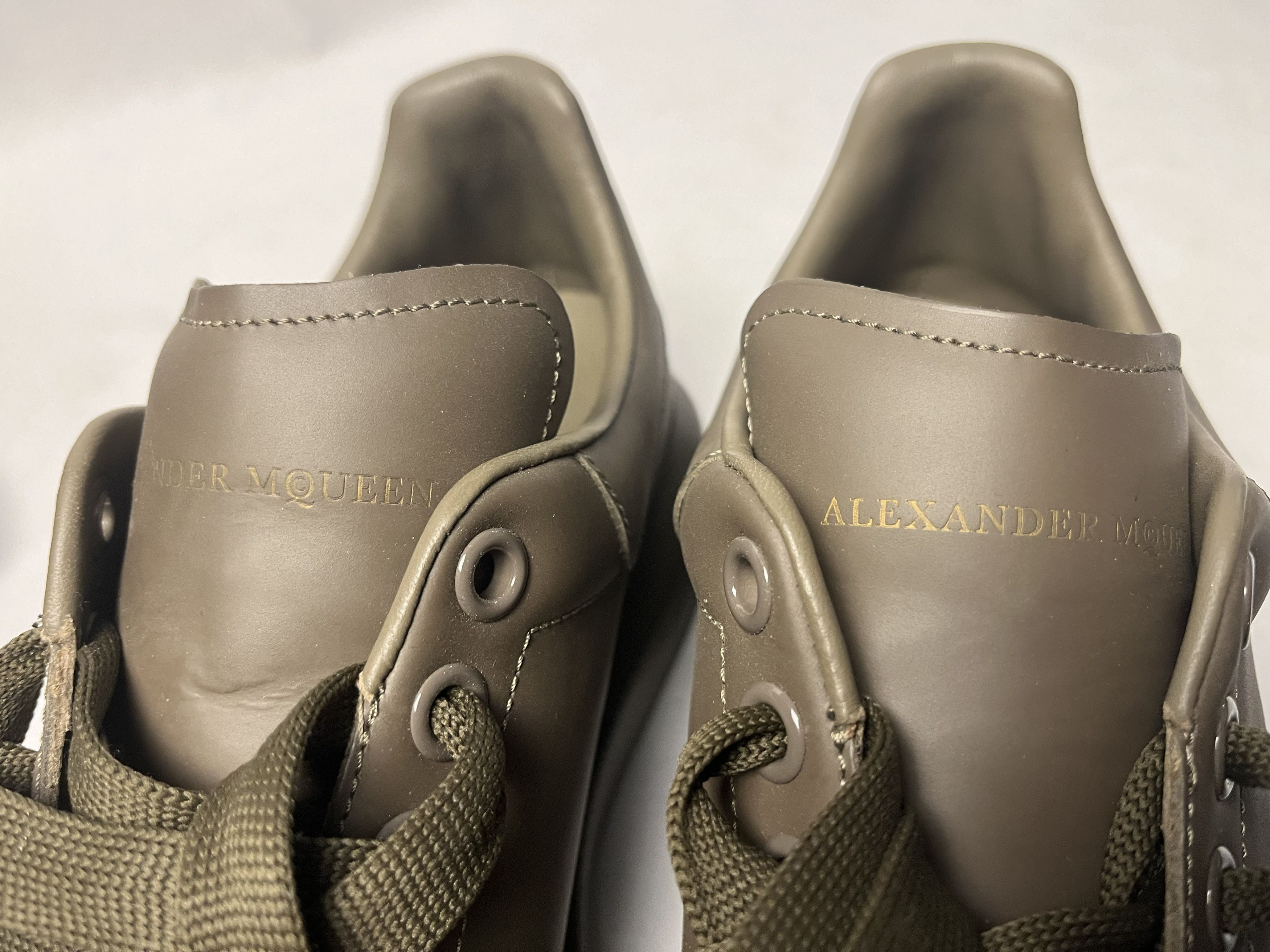 Alexander McQueen NEW - Alexander McQueen - Larry Oversized sneakers in Khaki Size US 9 / EU 42 - 10 Thumbnail