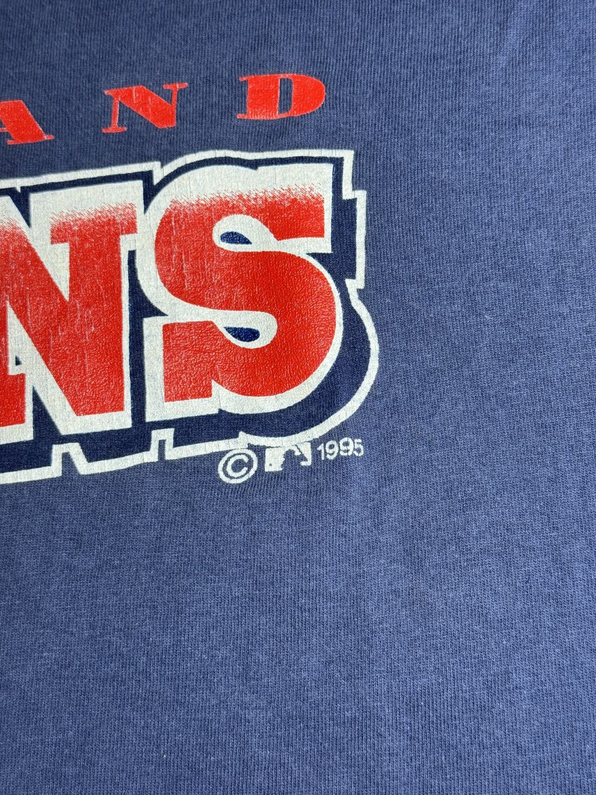 Vintage Vintage 90s Cleveland Indians Chief Wahoo Baseball T Shirt Size US M / EU 48-50 / 2 - 3 Thumbnail