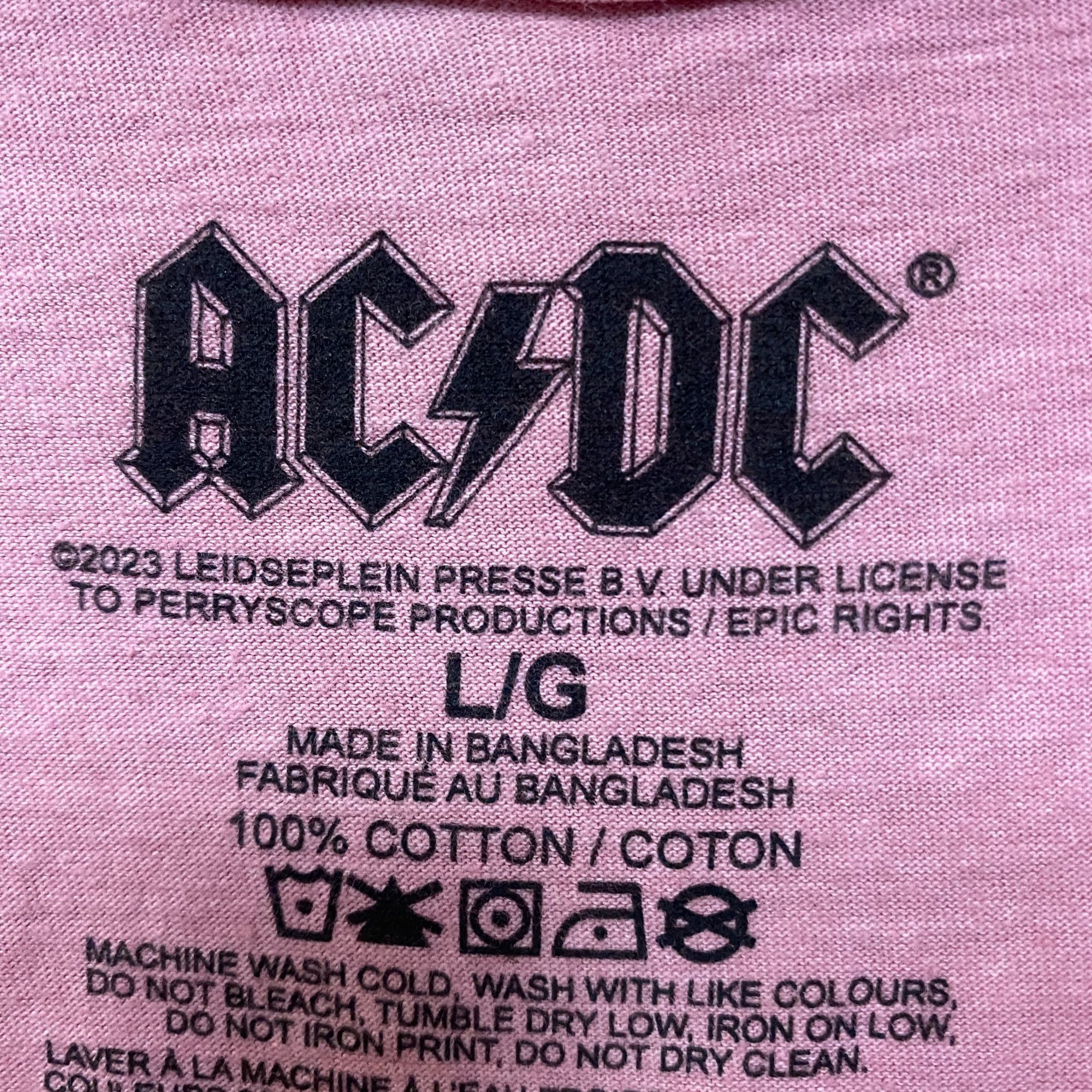 AC/DC AC/DC Who Made Who Album Art Bedazzled Hard Rock Band Tee la Size US L / EU 52-54 / 3 - 4 Thumbnail