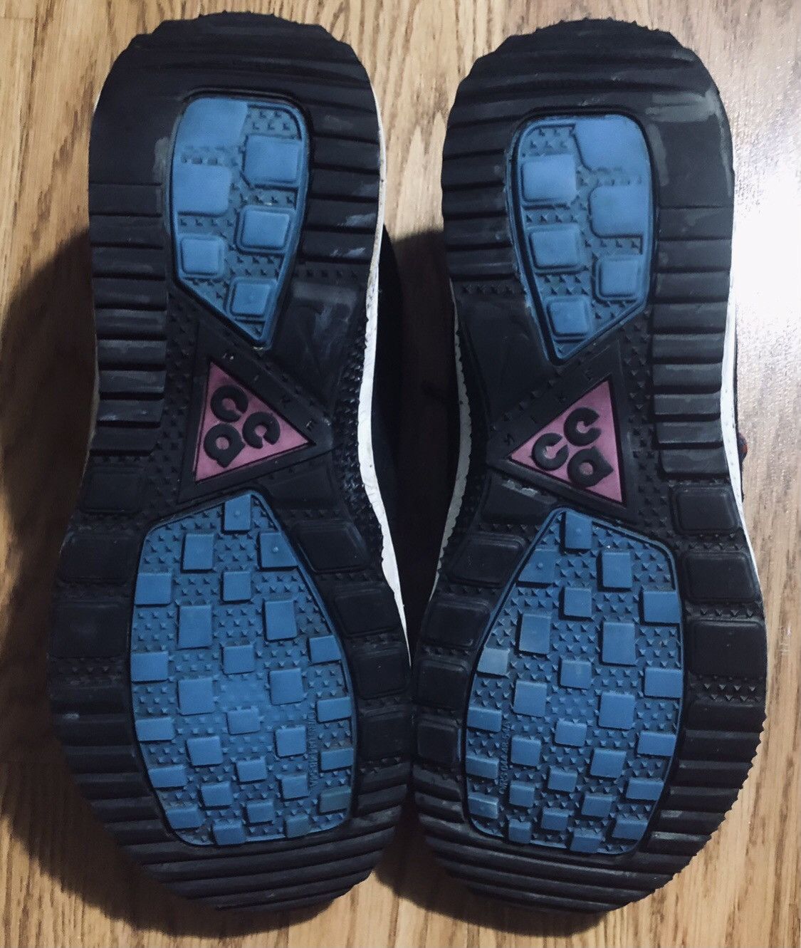 Nike ACG Nike ACG Dog Mountain Go Outside Sz 10 Mid Top Sneakers Size US 10 / EU 43 - 8 Thumbnail