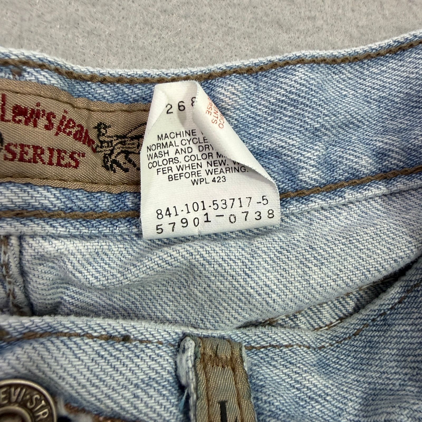 Vintage Vintage Levis 900 Jeans Women's 7 (26x31) Blue Mom High Rise Size 26" / US 2 / IT 38 - 6 Thumbnail