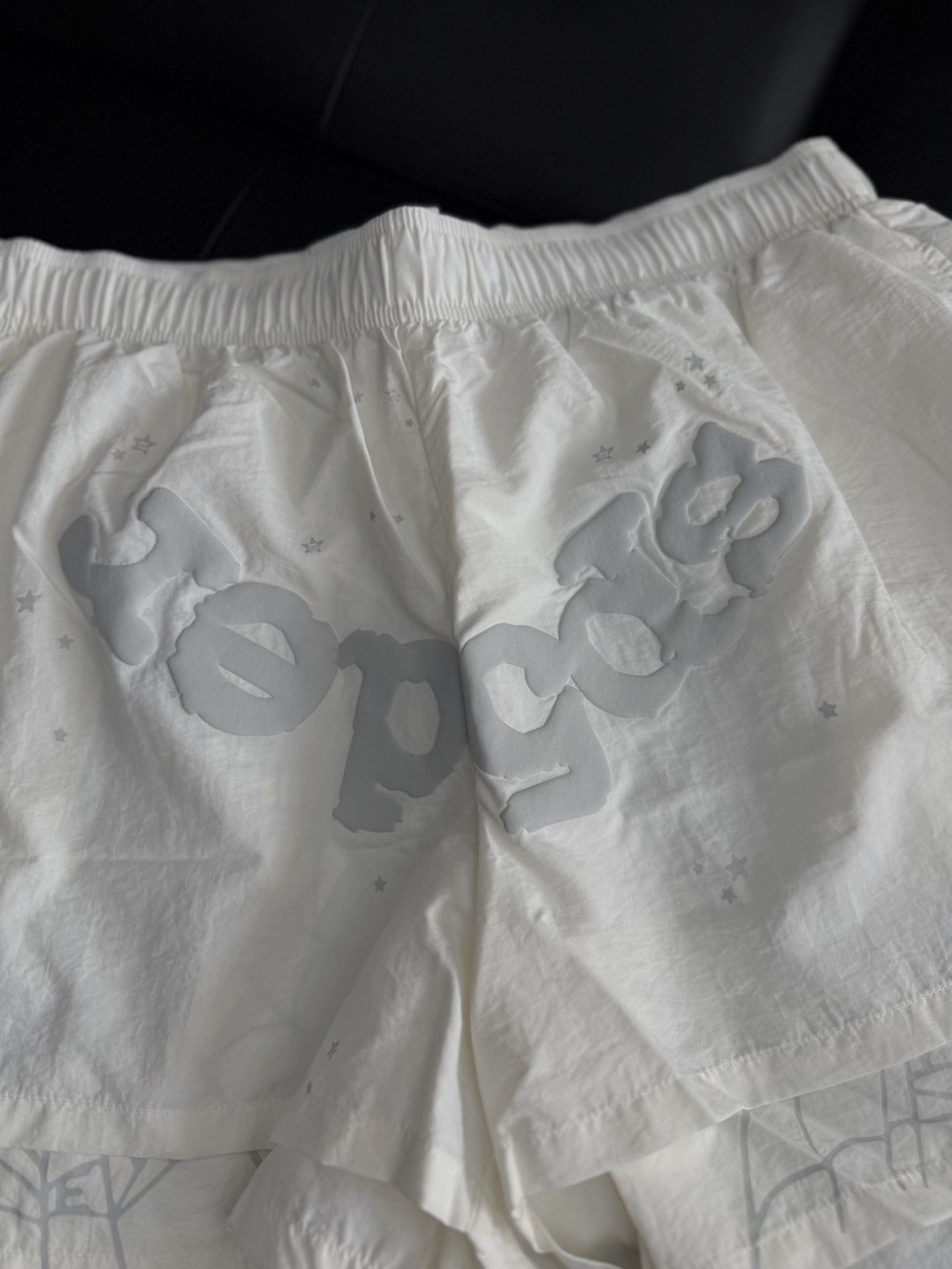 Sp5der Sp5der White Web Shorts Size (XL) Brand New Size US 36 / EU 52 - 3 Thumbnail