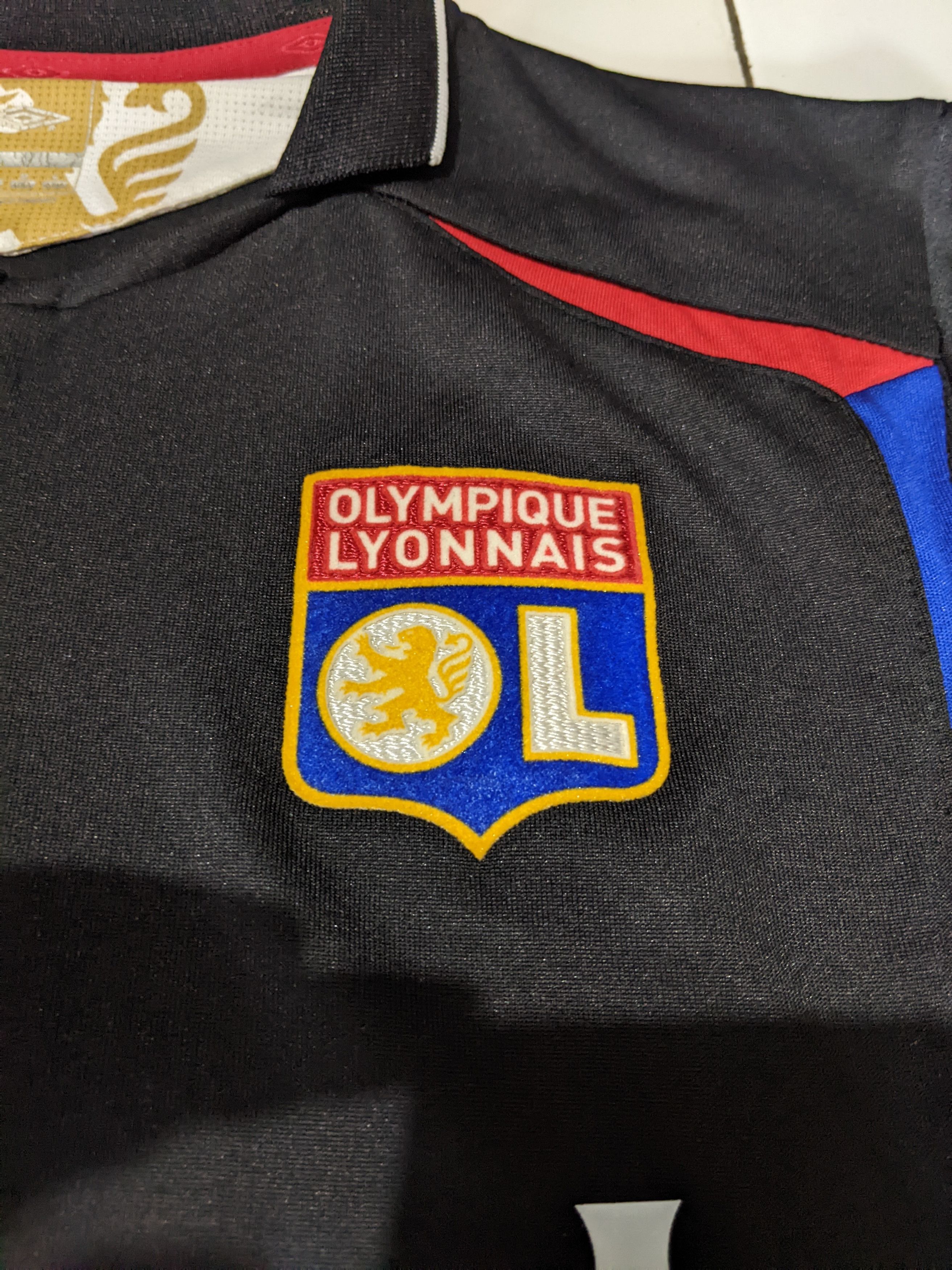 Umbro Olympique Lyon 2006-2007 Third Jersey Juninho 8 Size US M / EU 48-50 / 2 - 5 Thumbnail