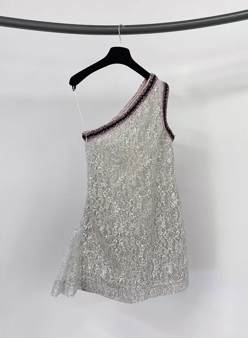 Chanel Chanel Slope-shoulder tweed lace dress Size XS / US 0-2 / IT 36-38 - 2 Thumbnail