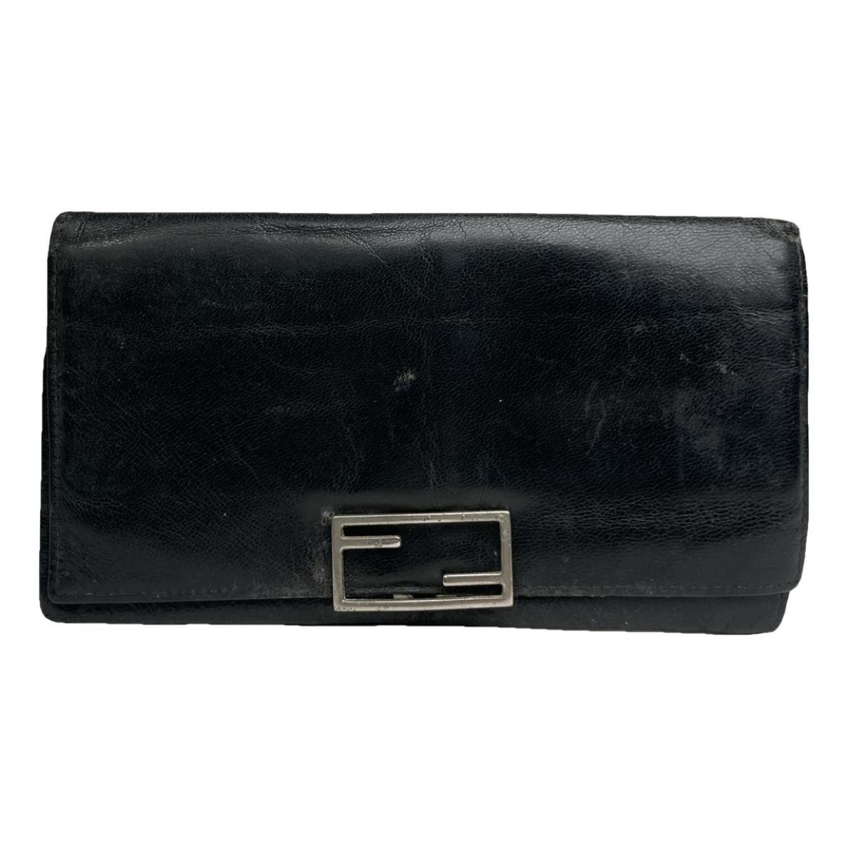 Fendi Baguette Brown Leather Purse Size ONE SIZE - 1 Thumbnail