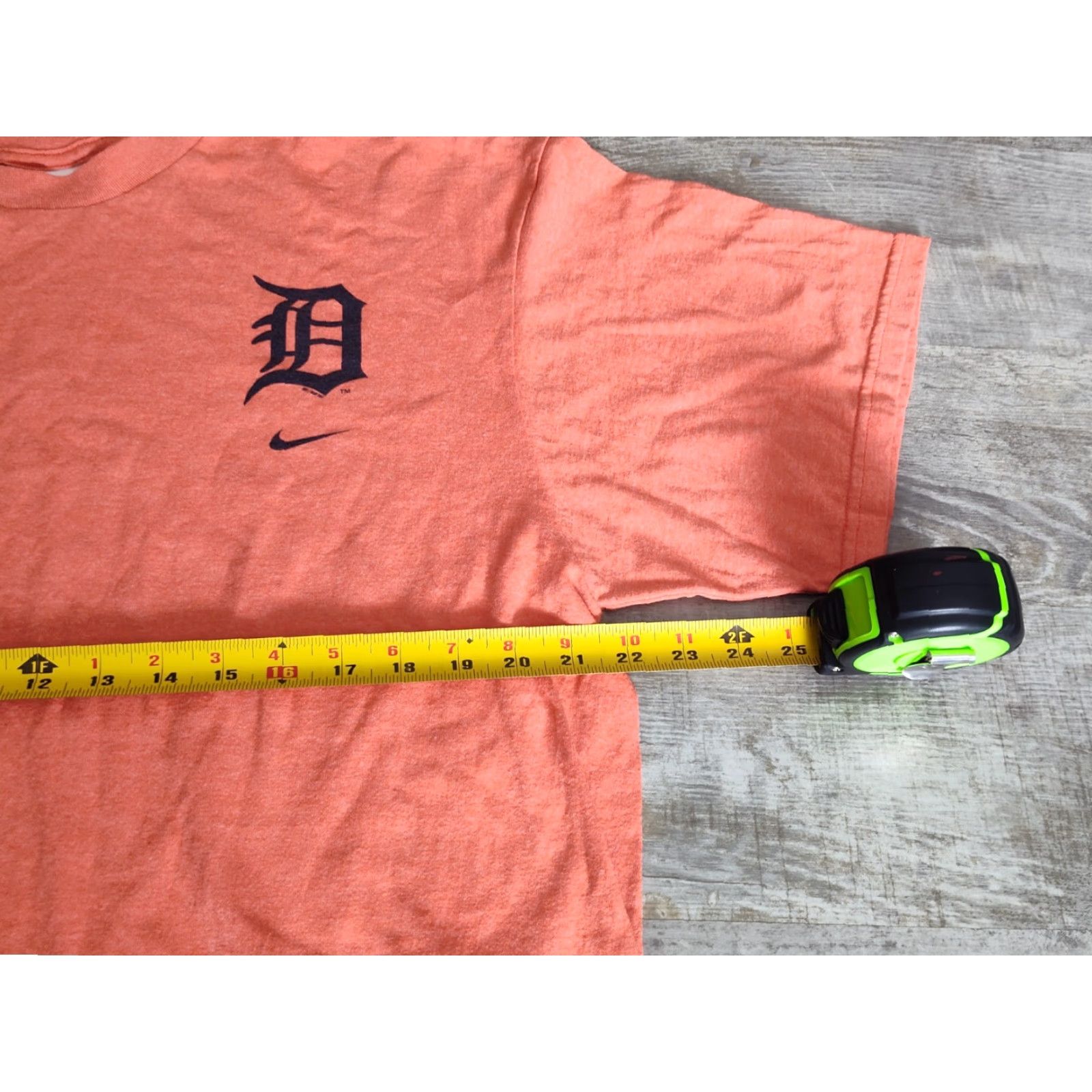 Nike VINTAGE Nike MLB Detroit Tigers Baseball T-Shirt Men’s Large Orange Short Sleeve Crew Neck Cotton Logo 2000s Sports Size US L / EU 52-54 / 3 - 7 Thumbnail