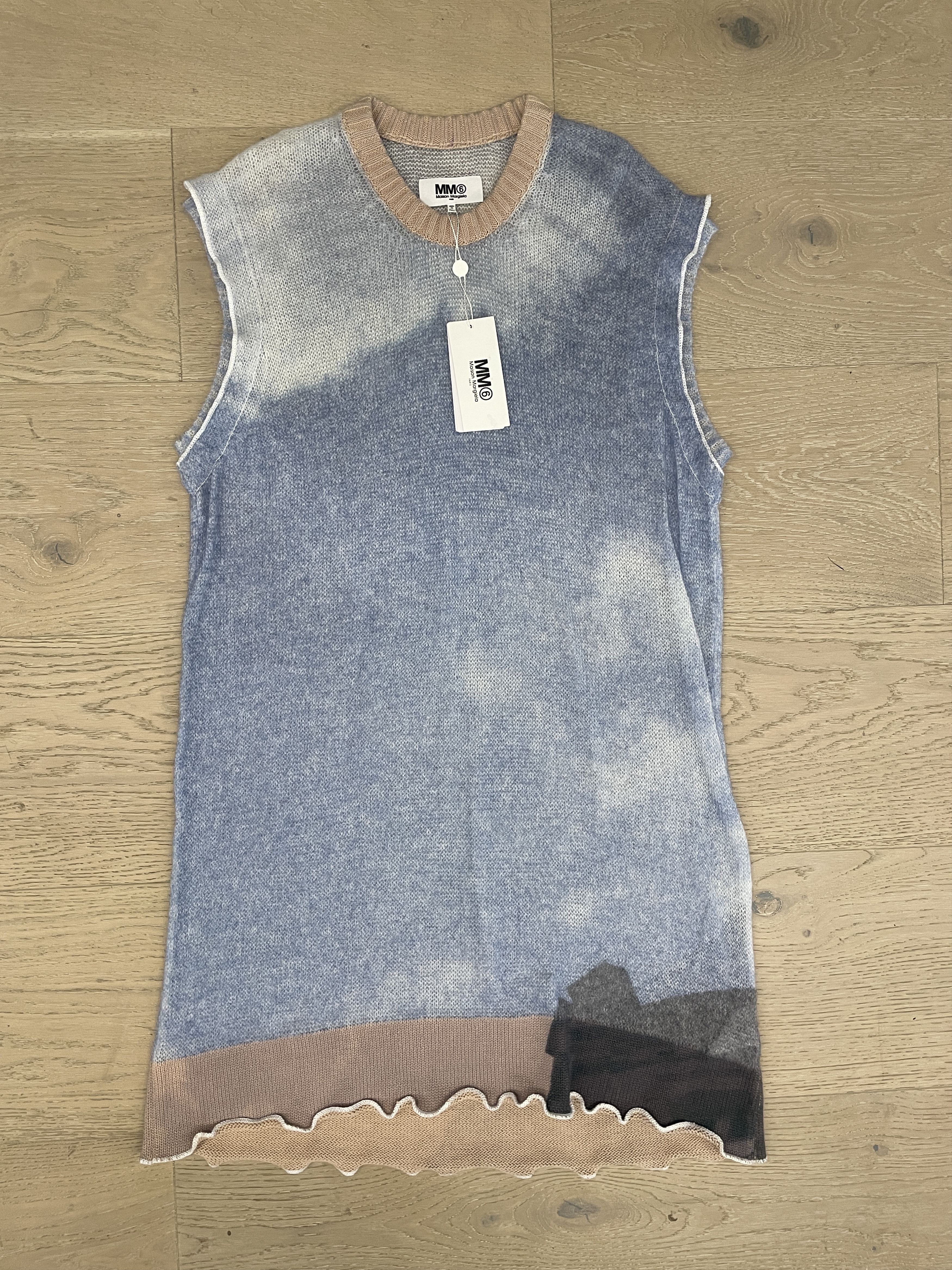 Maison Margiela $850 Maison Margiela Oversized Knitted Dress Size S / US 4 / IT 40 - 5 Thumbnail