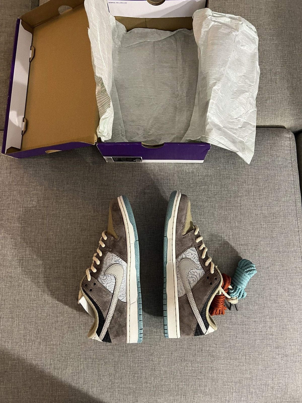 Nike Nike SB Dunk Low Pro Big Money Savings Size US 9.5 / EU 42-43 - 1 Thumbnail