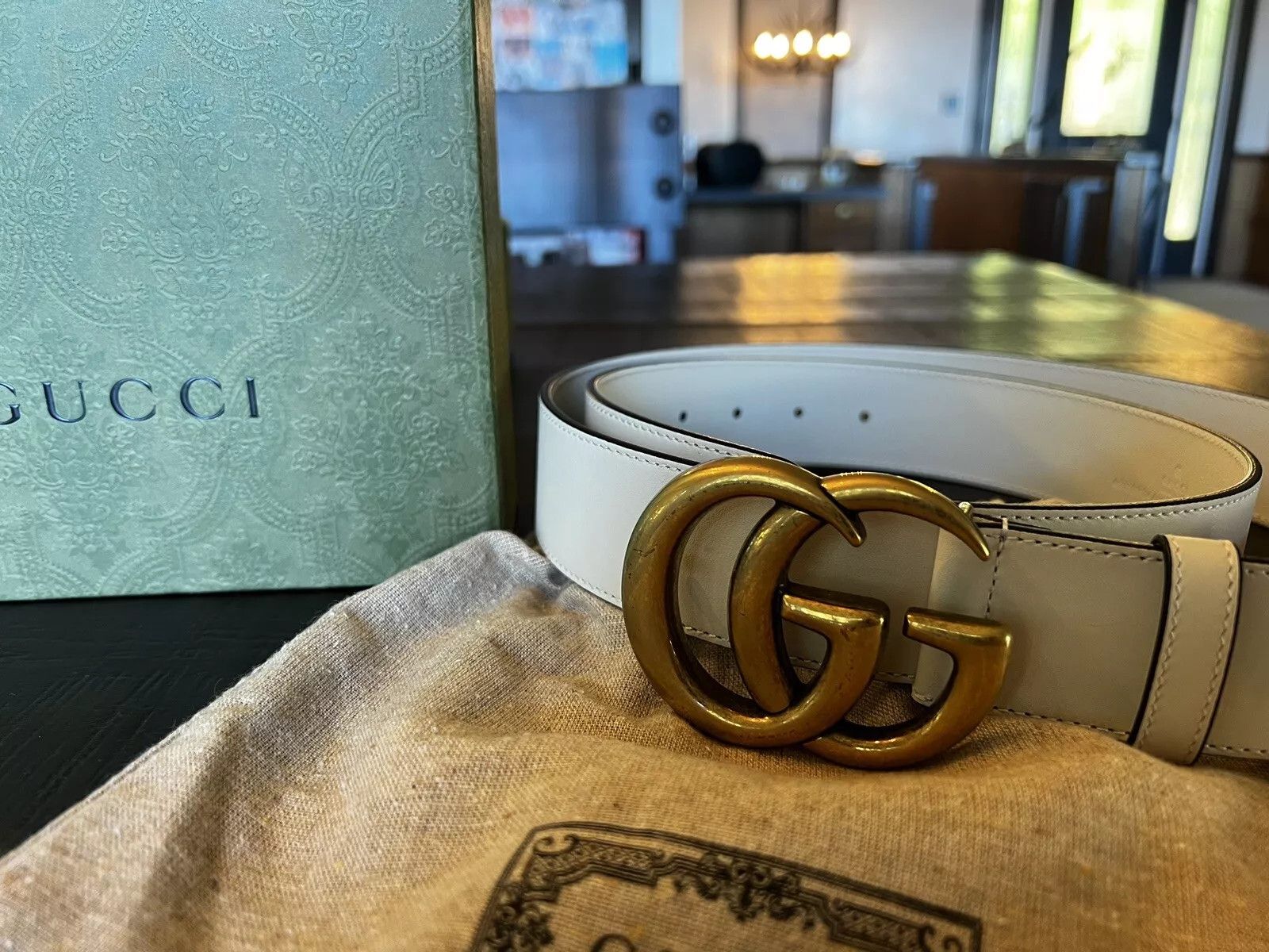 Gucci Authentic Gucci Marmont GG Gold Buckle Logo White Leather Size ONE SIZE - 4 Thumbnail
