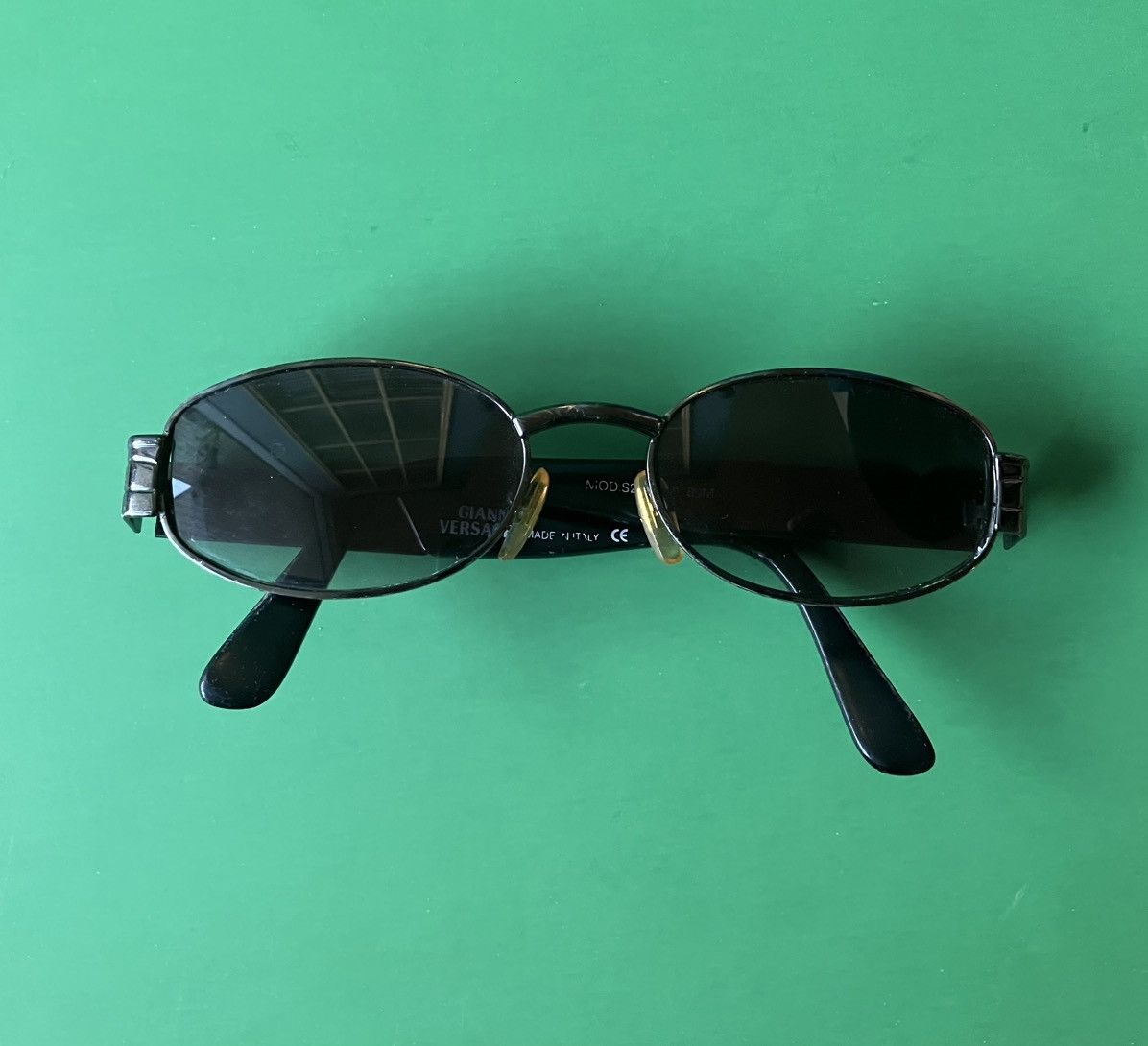 Versace Vintage 90s Gianni Versace MOD S20 COL 89M Black Sunglasses Size ONE SIZE - 9 Thumbnail