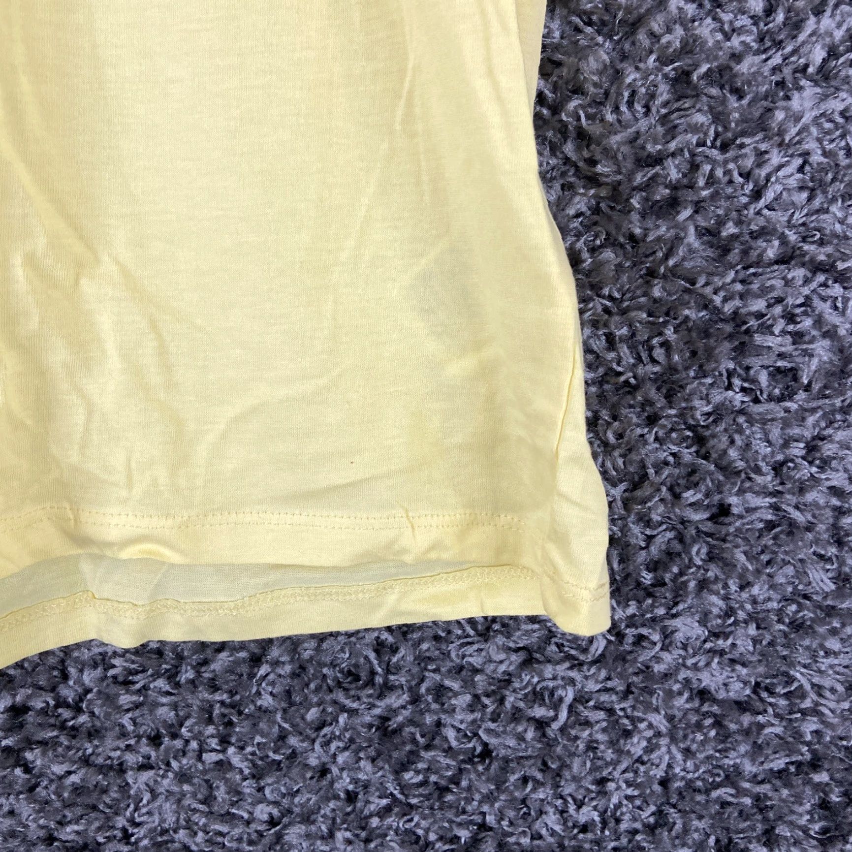 Vintage DIVIDED Blouse Shirt Women 2XL Yellow Short Sleeve Embroidered Heart Top Size XXL / US 16-18 / IT 52-54 - 2 Thumbnail