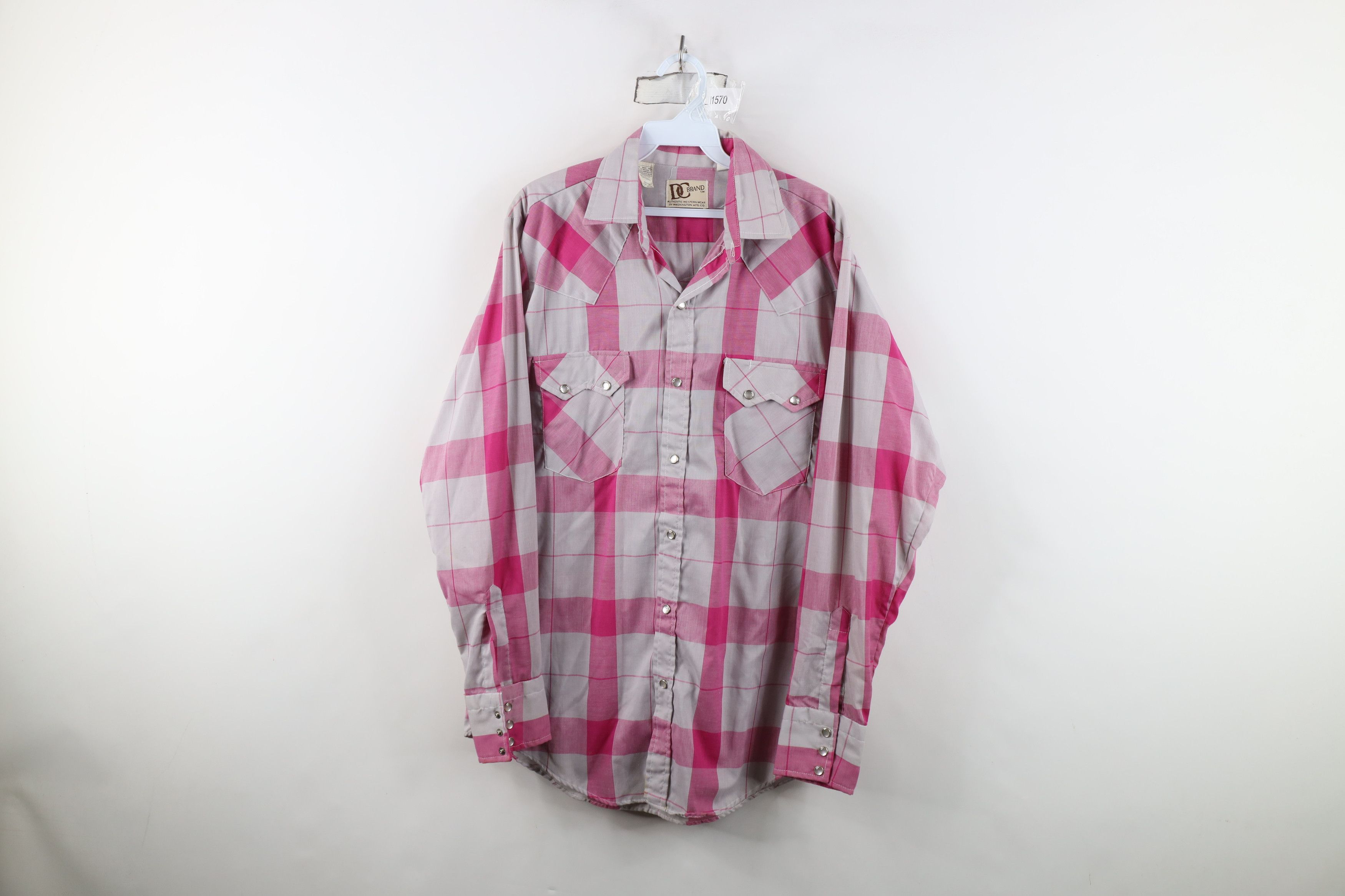 Vintage Vintage 70s Streetwear Rodeo Cowboy Snap Button Shirt Plaid Size US M / EU 48-50 / 2 - 1 Thumbnail