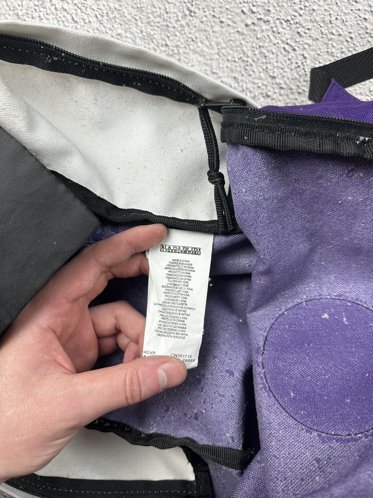 Napapijri VTG Napapijri Backpack Y2K Bag Hype Crazy Logo Patch Style Size ONE SIZE - 12 Thumbnail