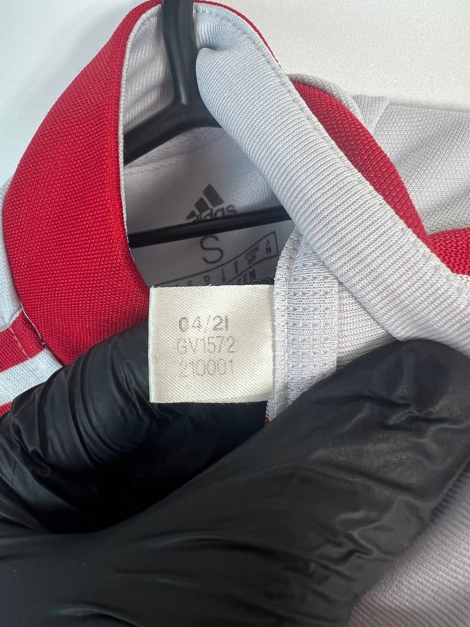 Adidas MANCHESTER UNITED 2022 2023 ADIDAS ZIP TOP GV1572 SIZE S Size US S / EU 44-46 / 1 - 4 Thumbnail