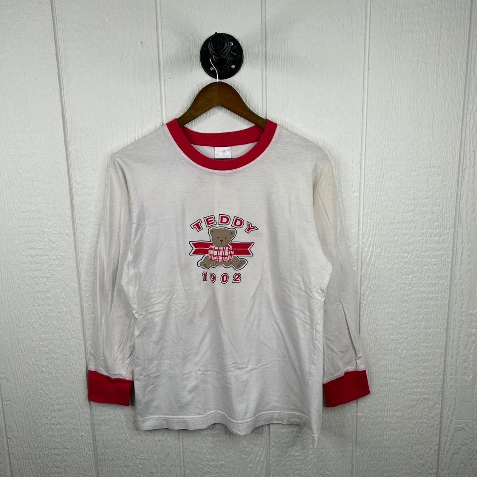 Other Vintage 90’s Teddy Bear Cream & Red Long Sleeve Size Small Size US S / EU 44-46 / 1 - 1 Thumbnail