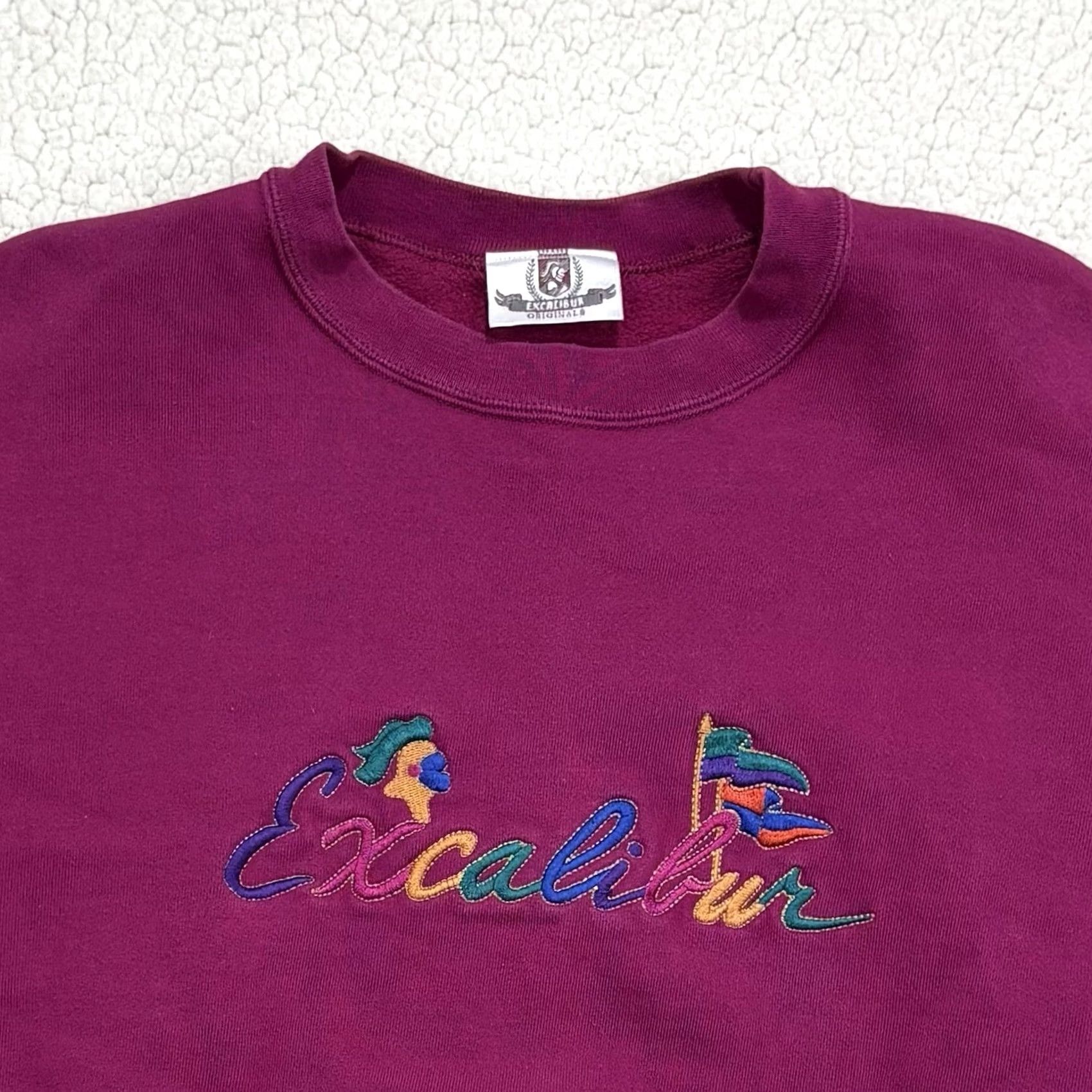 Vintage VINTAGE Excalibur Sweatshirt Pullover K Knight USA Las Vegas Embroidered Logo Pink XL Unisex Adults Shirt Size US XL / EU 56 / 4 - 2 Thumbnail