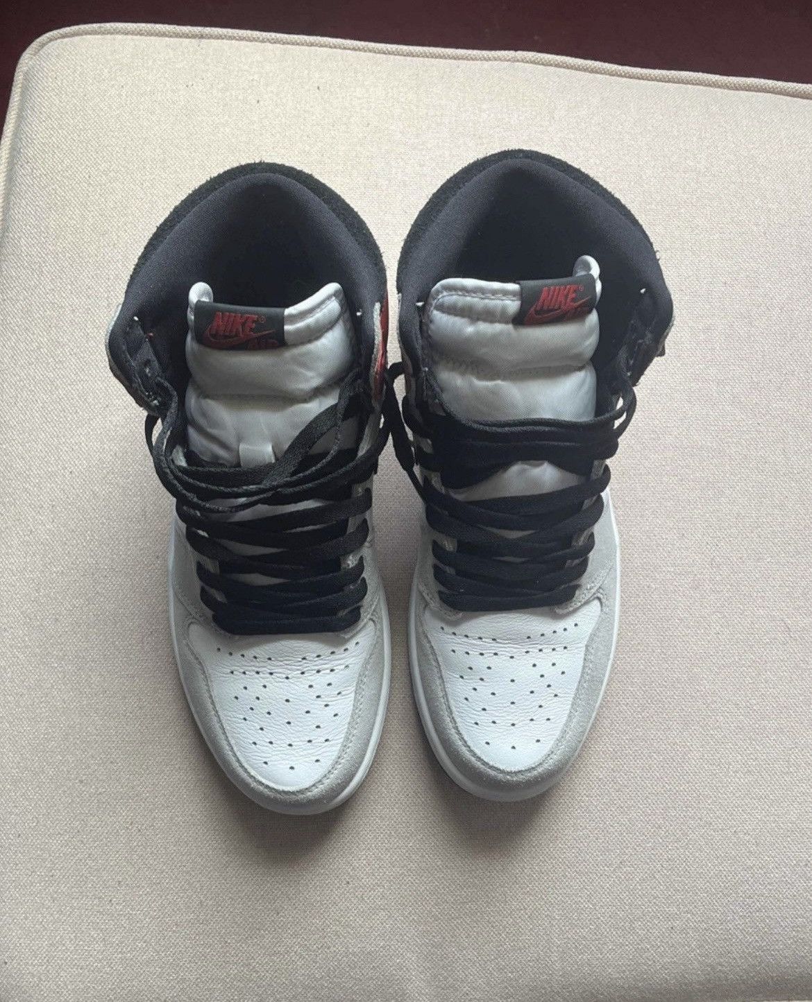 Jordan Brand Air Jordan 1 Retro High og ‘smoke grey’ Size US 9 / EU 42 - 3 Thumbnail