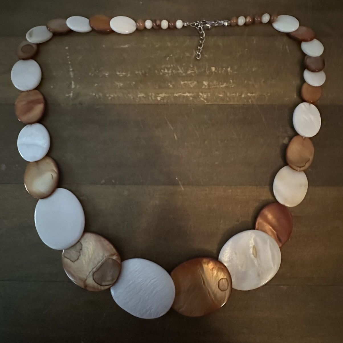 Other Brown and white mother of pearl necklace Size ONE SIZE - 4 Thumbnail