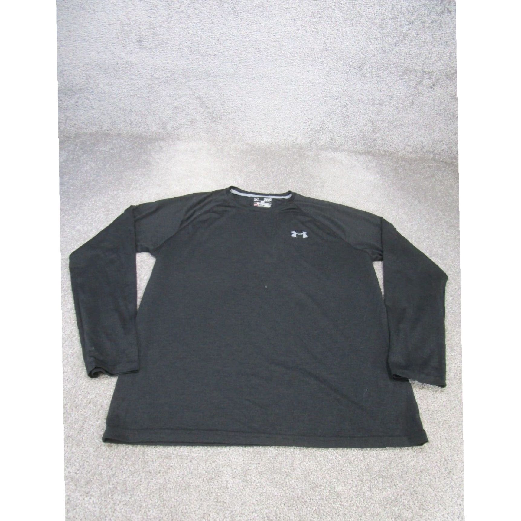 Under armour fitted sweatshirt sales
