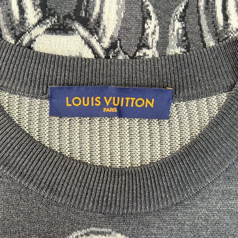 Louis Vuitton Louis Vuitton Astronaut full print sweater 2503-Nextarrow Size US M / EU 48-50 / 2 - 3 Thumbnail