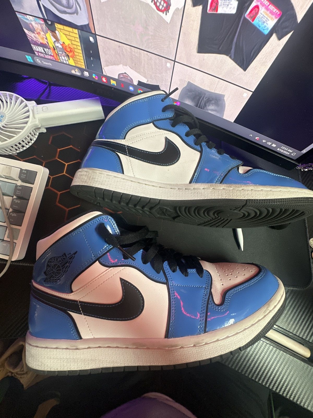 Nike Jordan 1 mid Blue Size US 10 / EU 43 - 6 Thumbnail