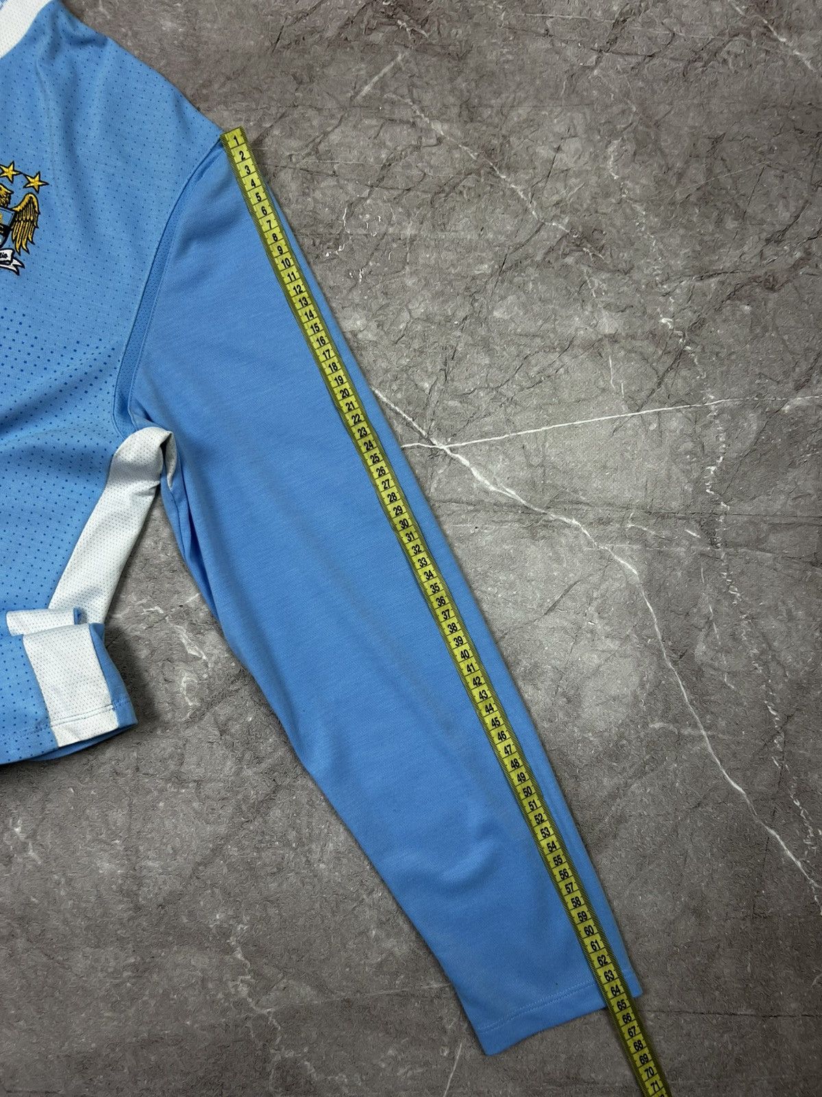 Umbro 2011 Vintage Manchester City Umbro SoccerJersey Long Sleeve Size US L / EU 52-54 / 3 - 11 Thumbnail