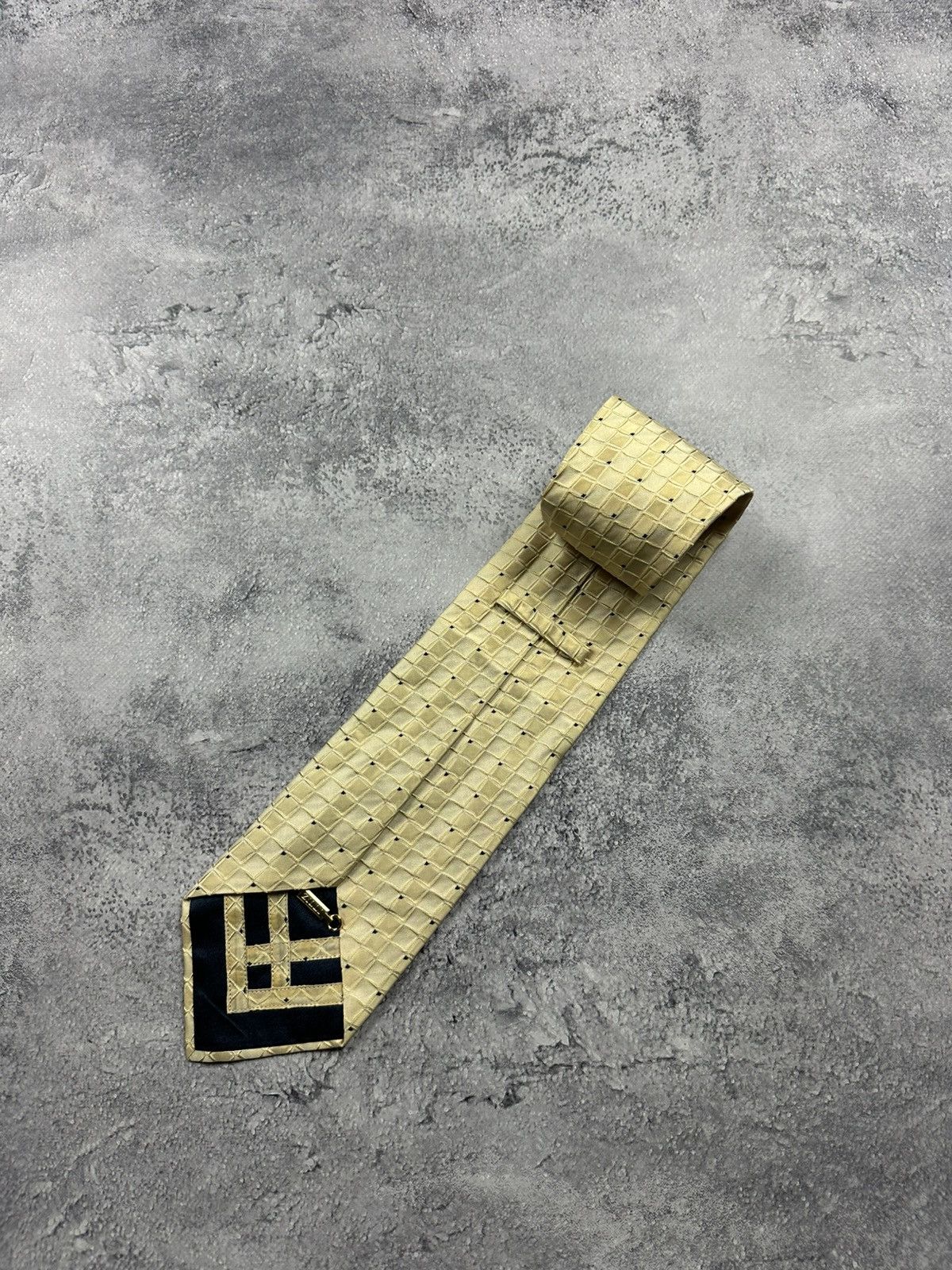 Zilli Zilli Gold Chain Logo Tie Pure Silk Italy Old Money Necktie Size ONE SIZE - 2 Thumbnail