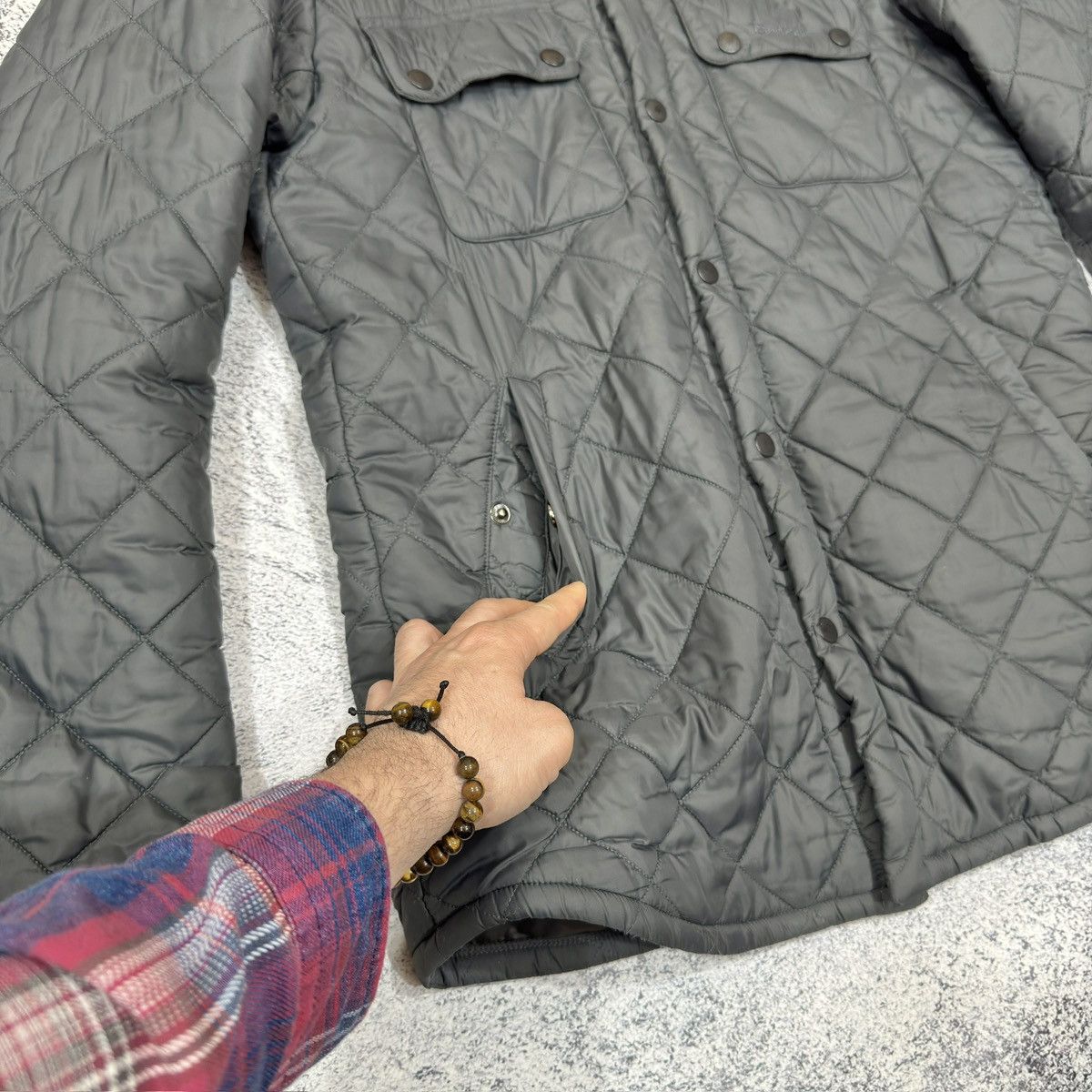 Barbour × Designer Barbour Akenside Mens Quilted Jacket M size Size US M / EU 48-50 / 2 - 5 Thumbnail