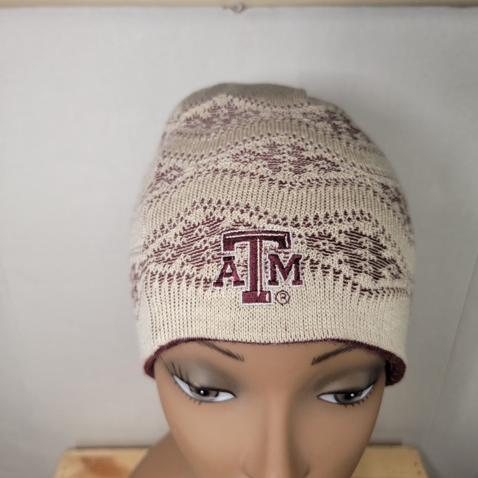 Adidas Adidas Texas A&M Maroon & Cream Knit Reversable Beanie Size ONE SIZE - 2 Thumbnail