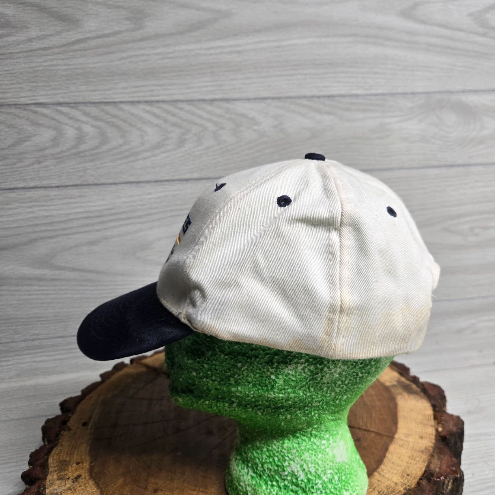 Vintage VINTAGE Hat Bowles Stanley General Contractors Snapback Cap Adults One Size White Polyester Knit Adjustable Cap Men Size ONE SIZE - 4 Thumbnail
