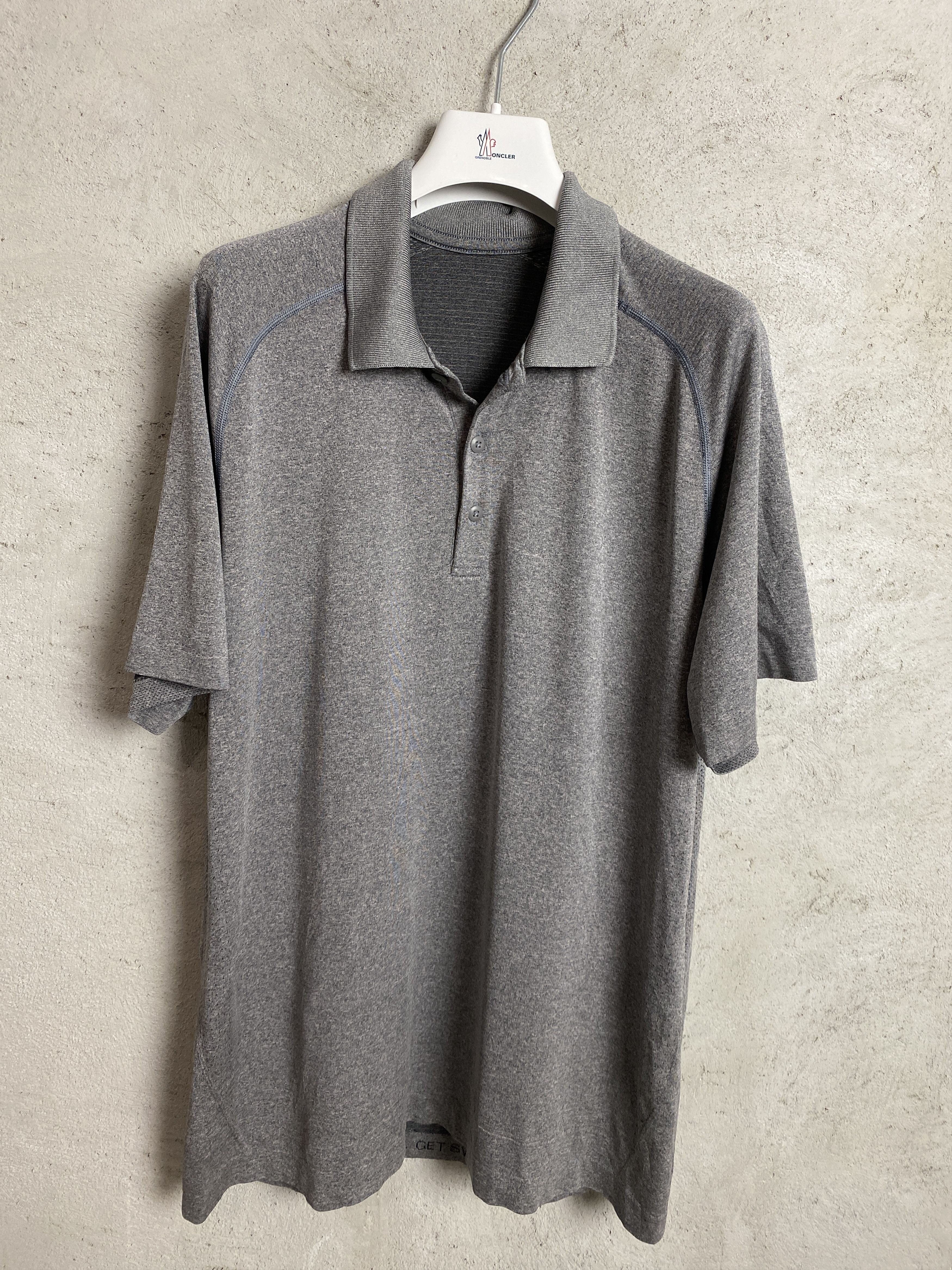 Lululemon Lululemon classic polo t-shirt tee sport gym Size US M / EU 48-50 / 2 - 1 Thumbnail
