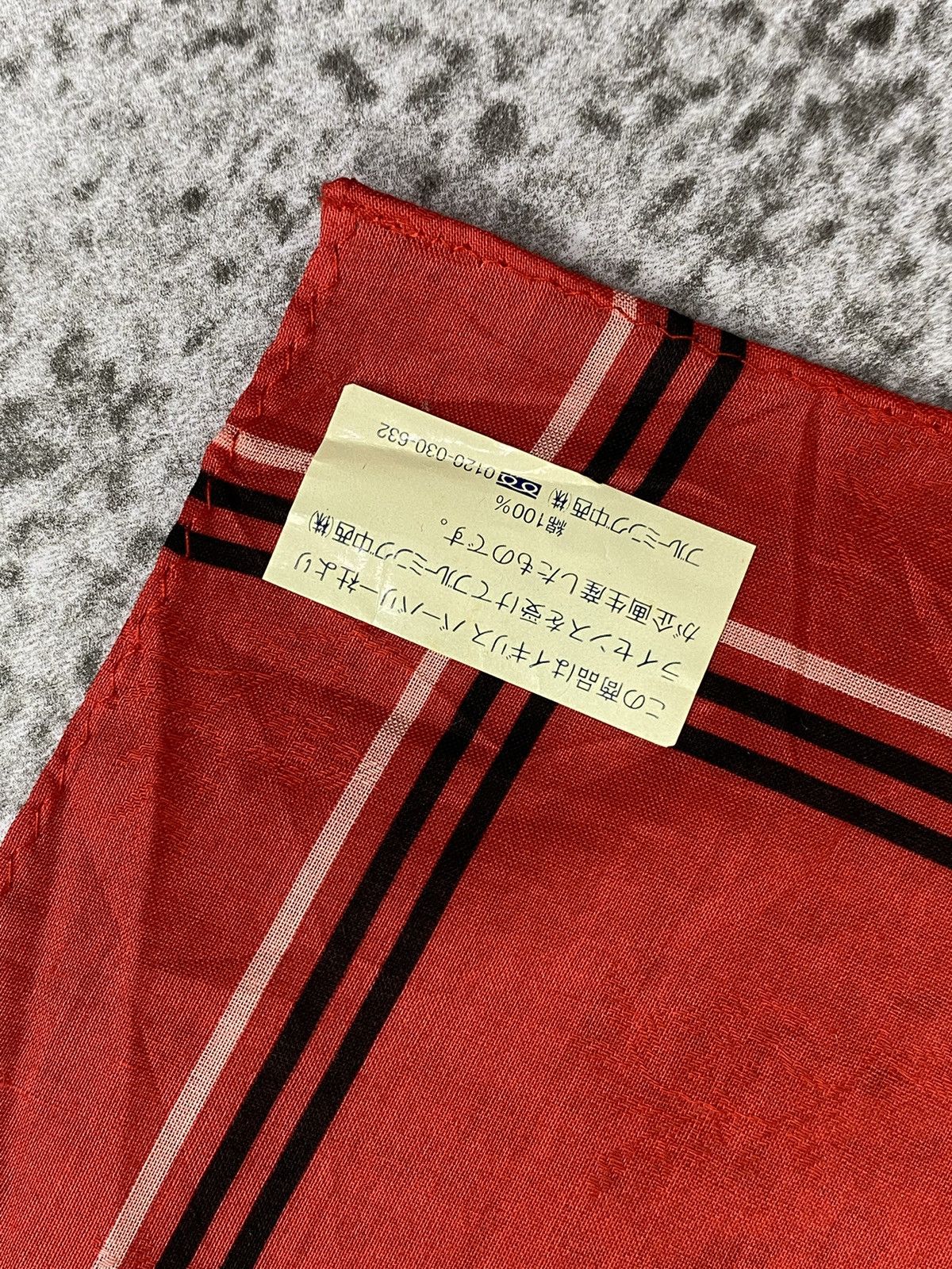 Burberry Burberry Handkerchief / Bandana / Neckerchief Size ONE SIZE - 9 Thumbnail